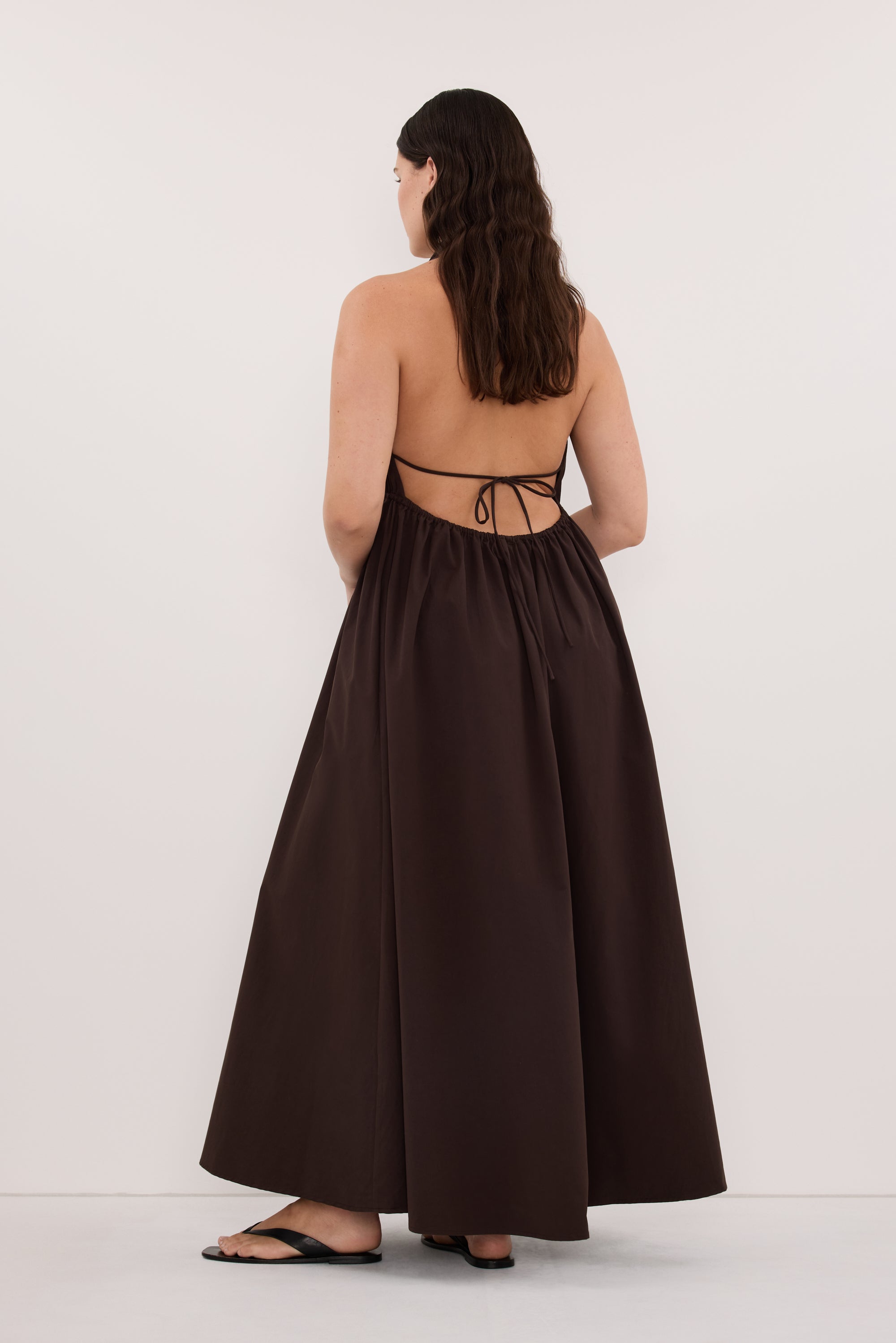 Tammy Sleeveless Cotton Midi Dress in Burnt Choc by Dissh
