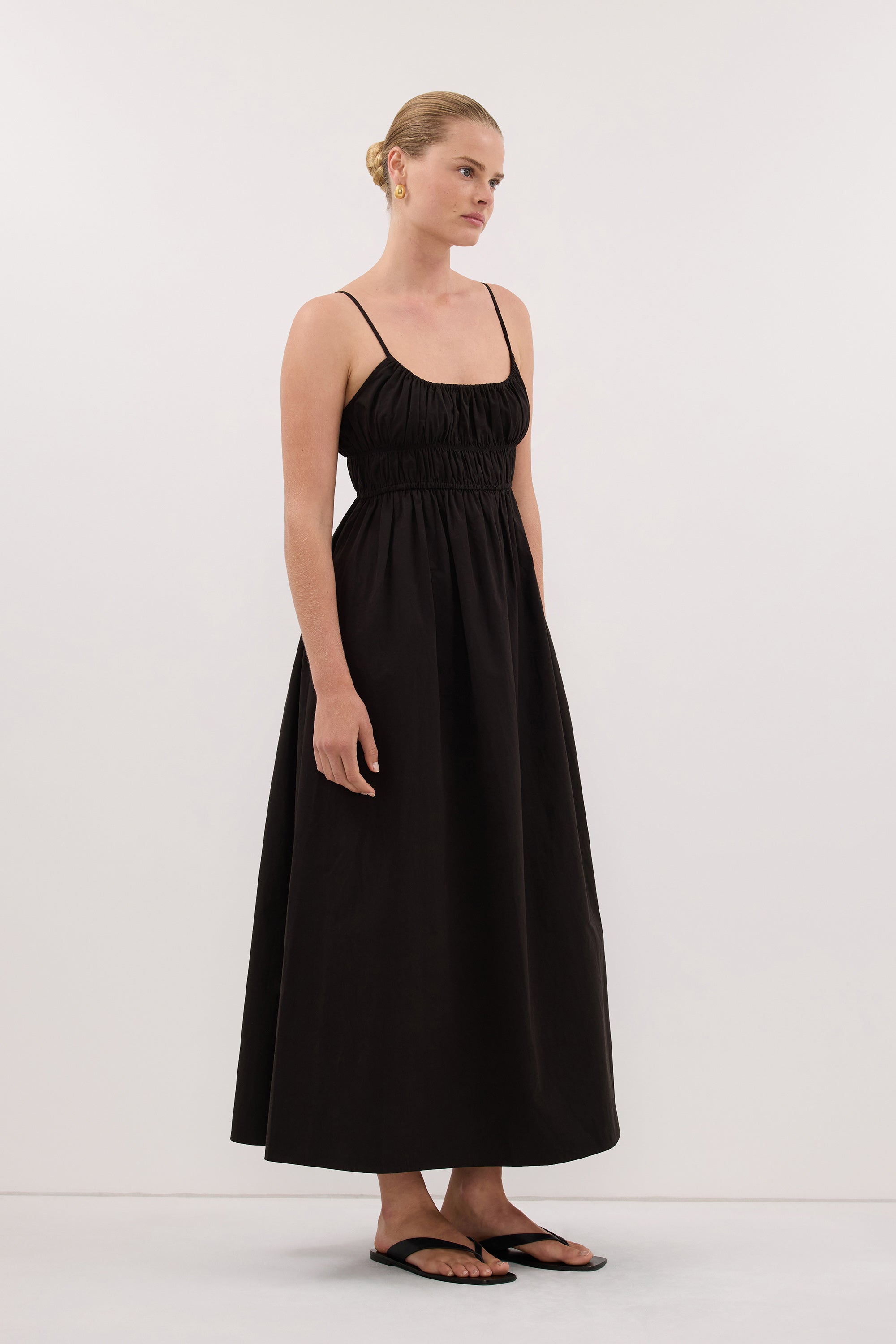 ZAHARA BLACK COTTON MIDI DRESS – DISSH