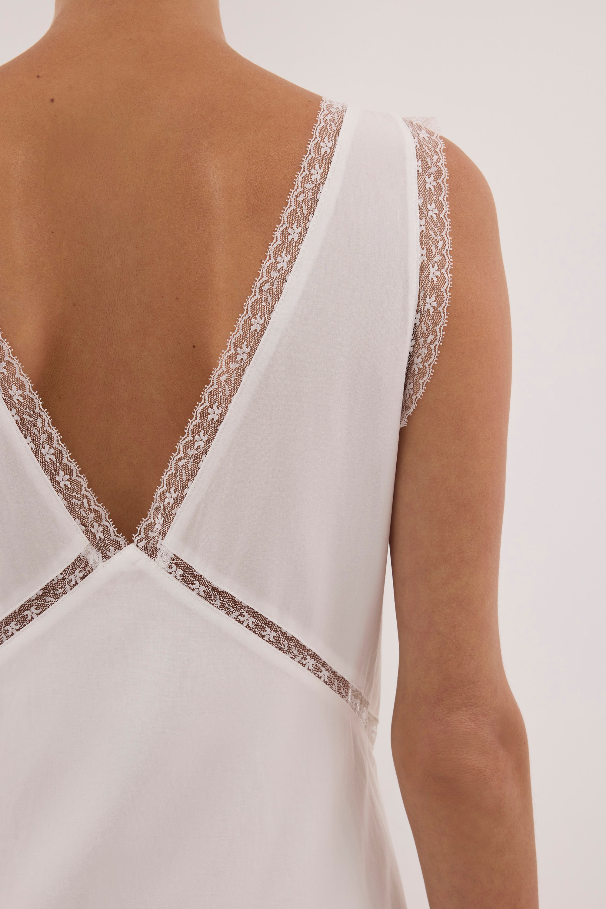 ROSIN WHITE LACE TRIM MIDI DRESS