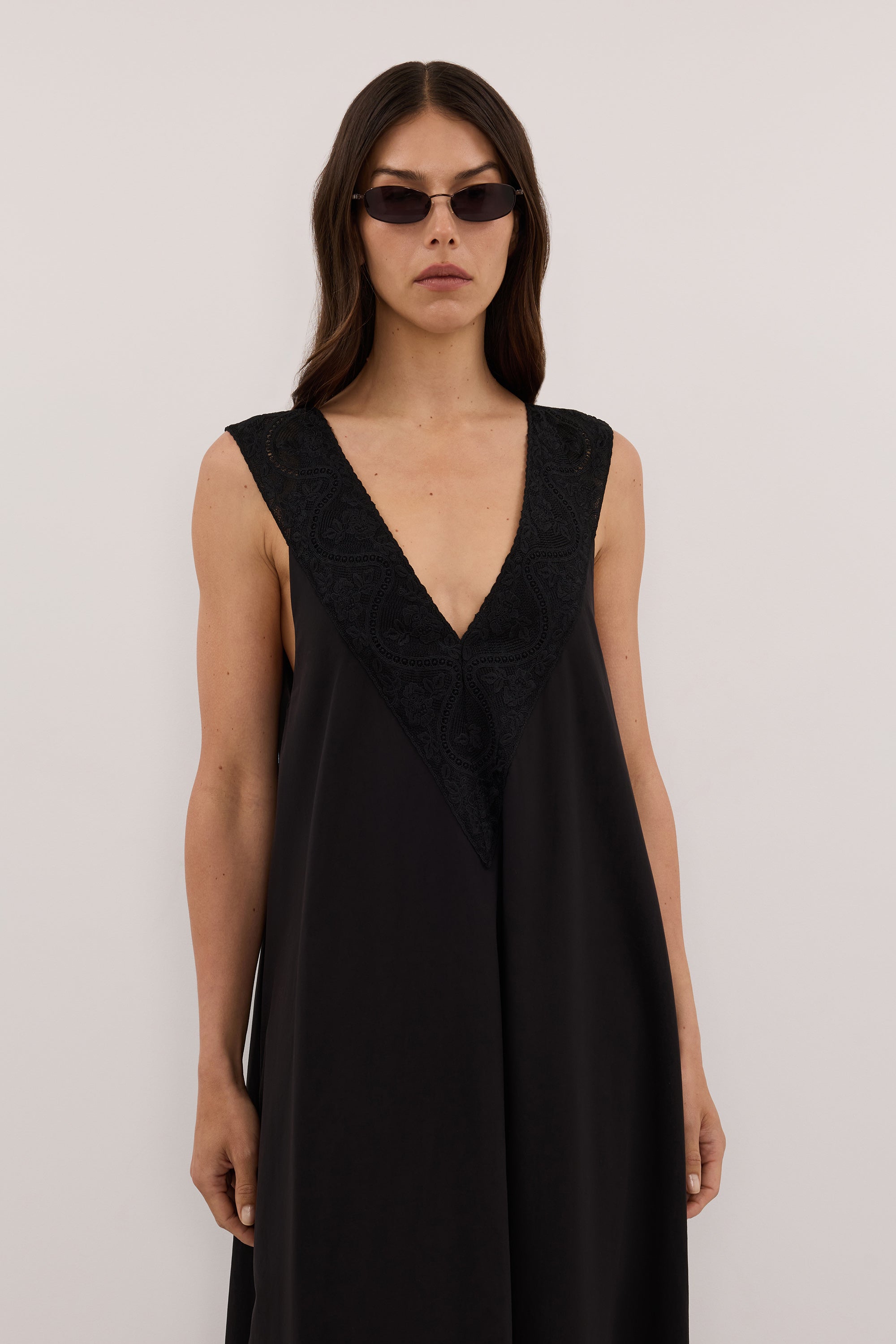 AMOUR BLACK LACE TRIM MIDI DRESS