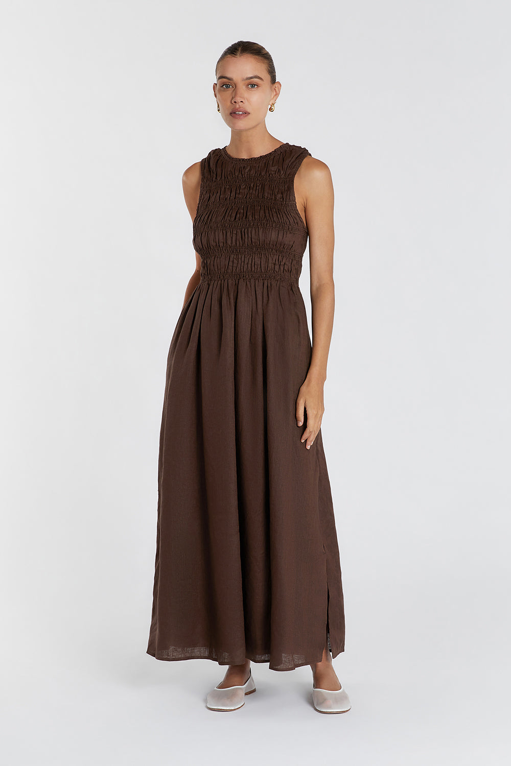 LESSI BITTER CHOC LINEN MIDI DRESS Dissh