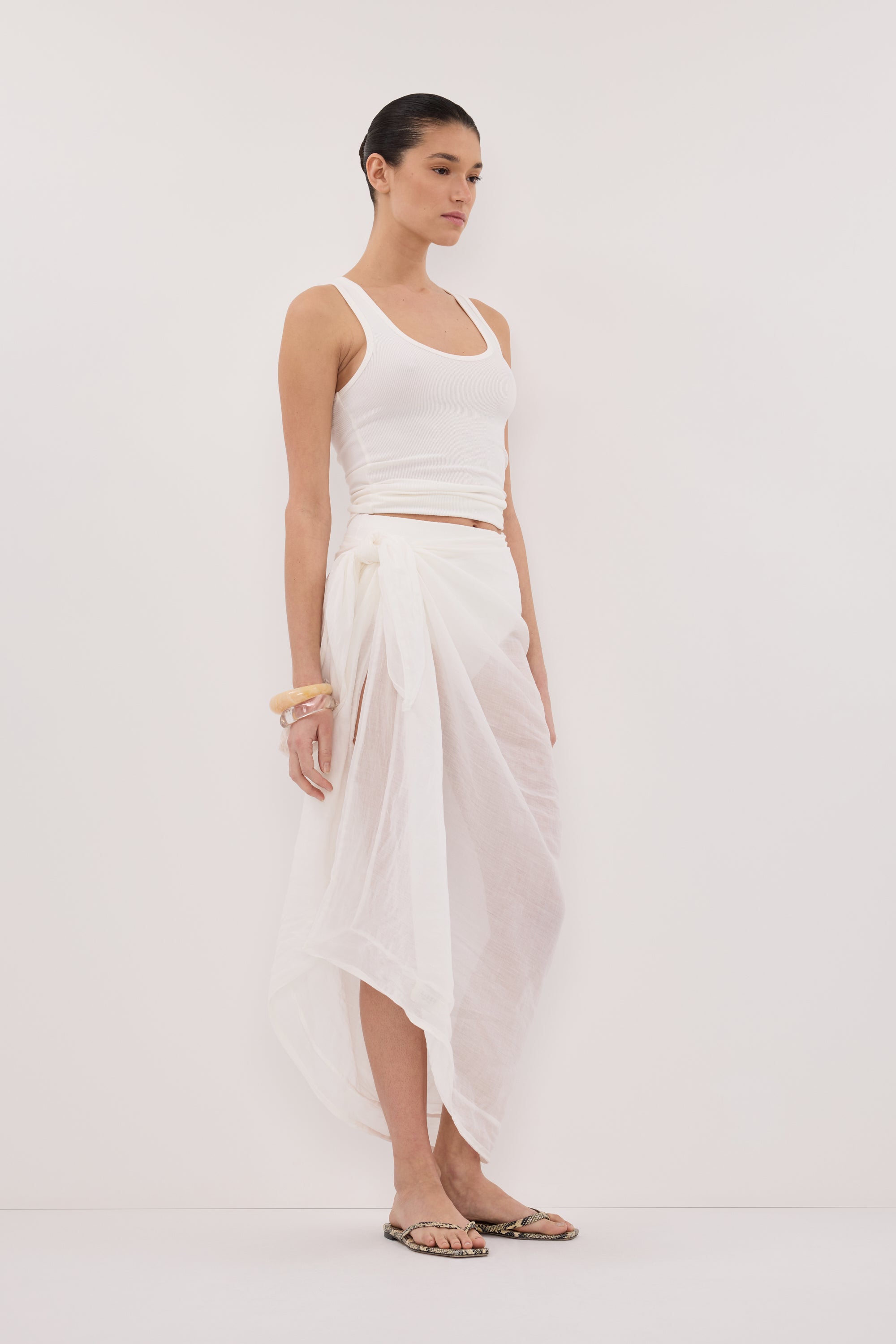 TROPEZ WHITE RAMIE SARONG