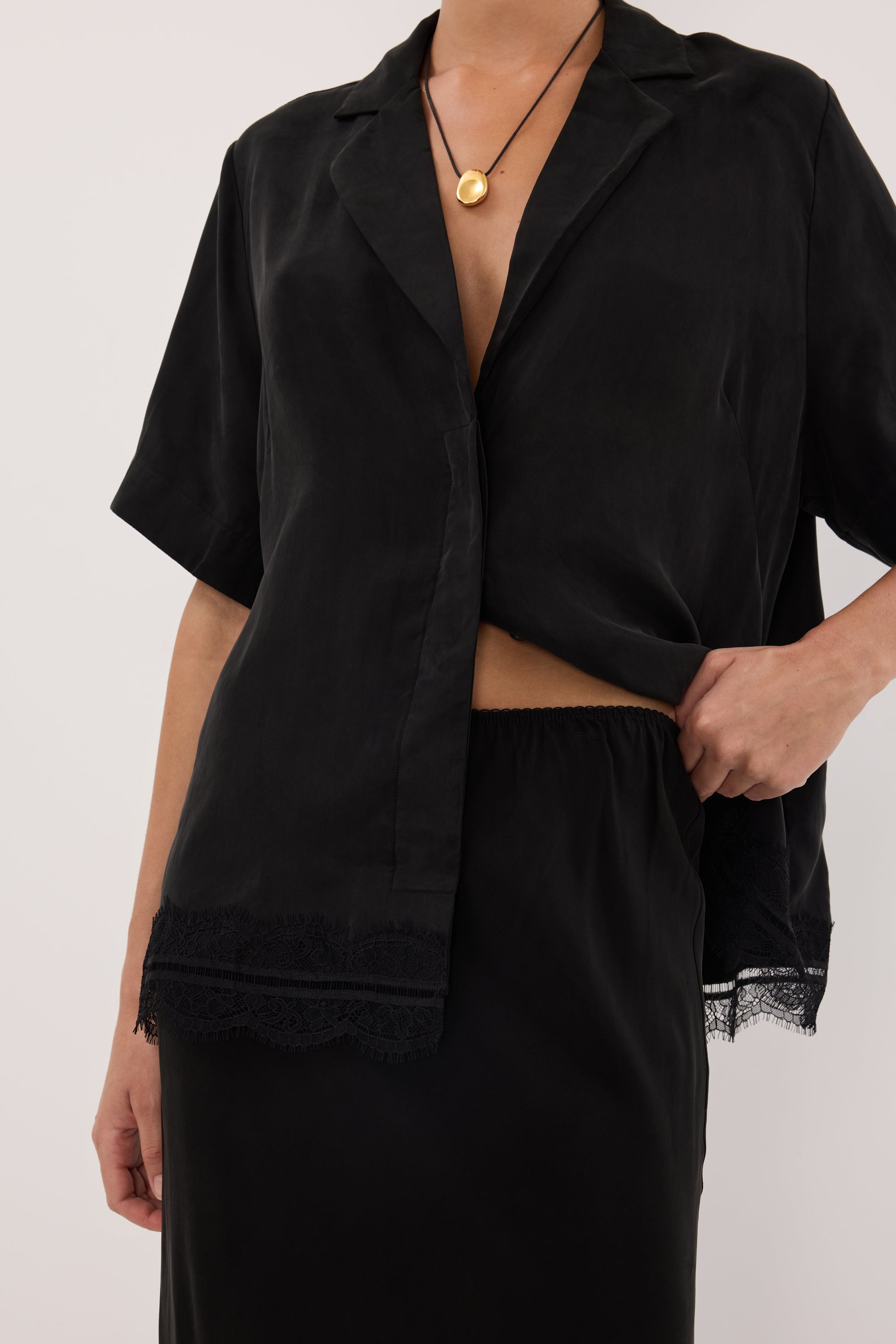 ANDREA BLACK CUPRO LACE SHIRT – DISSH