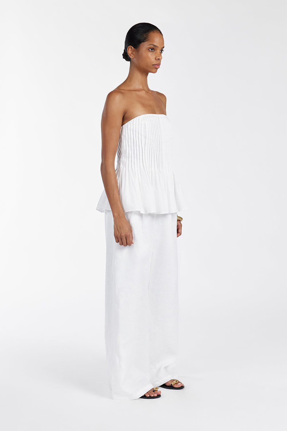 PAIGE WHITE LINEN BLEND TOP – DISSH