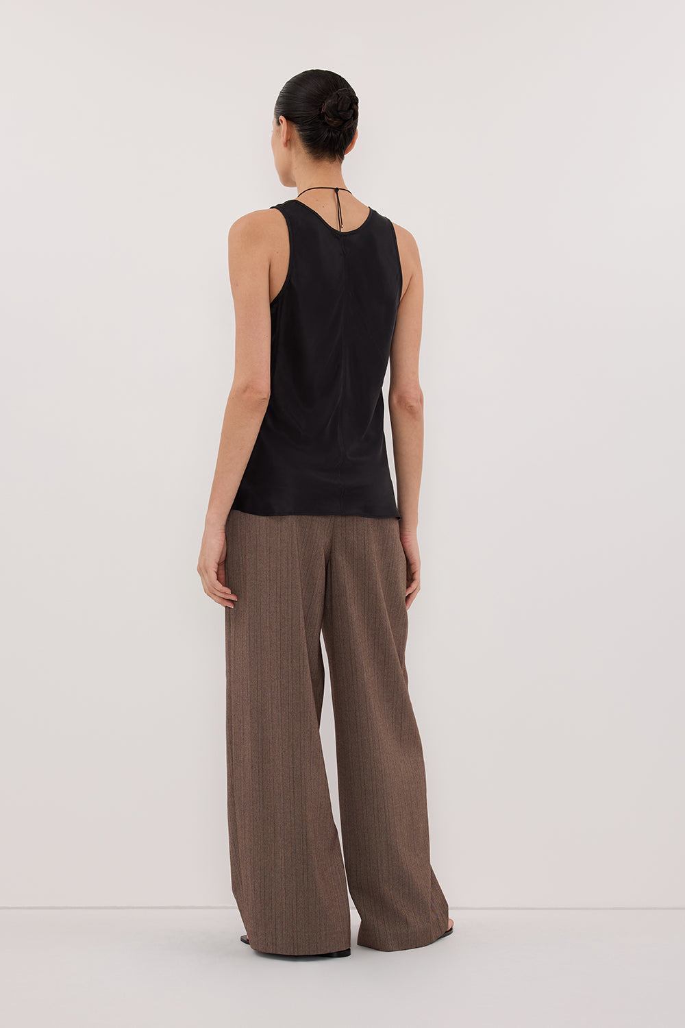 COLETTE BLACK SILK CAMI TOP – DISSH