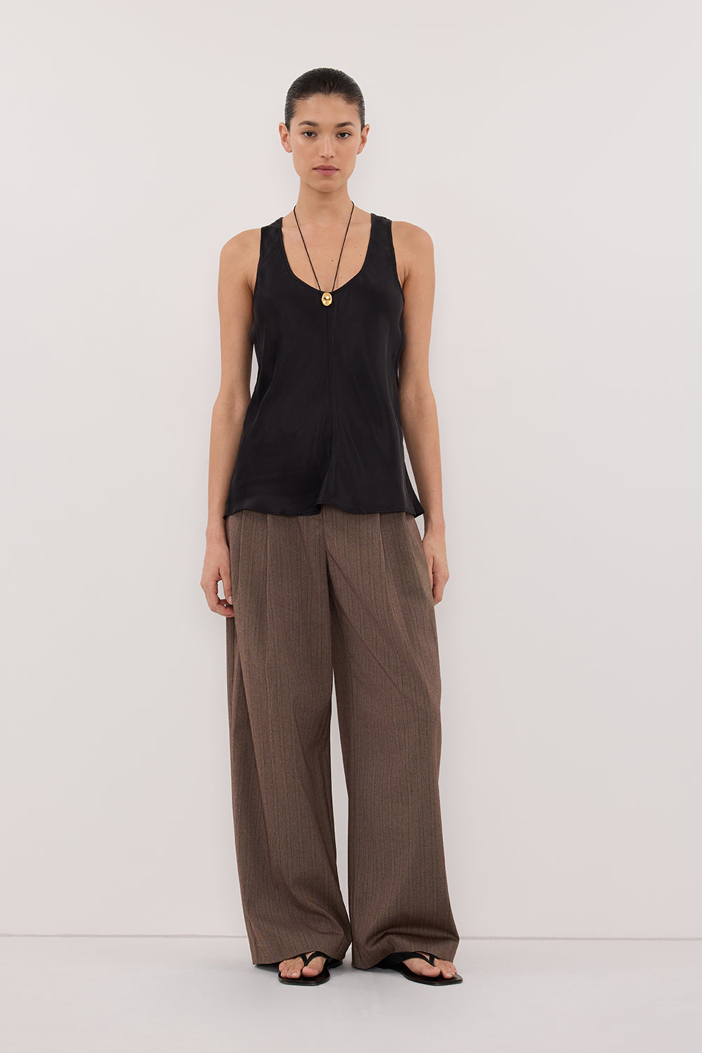 COLETTE BLACK SILK CAMI TOP – DISSH