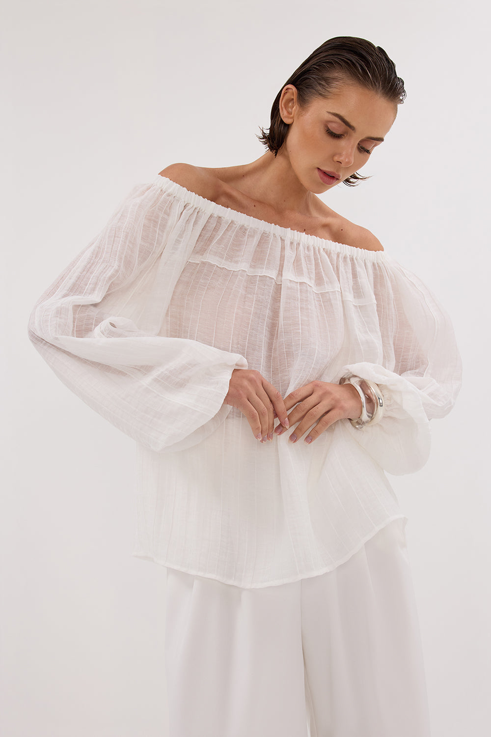 TAHITI WHITE LONG SLEEVE TOP