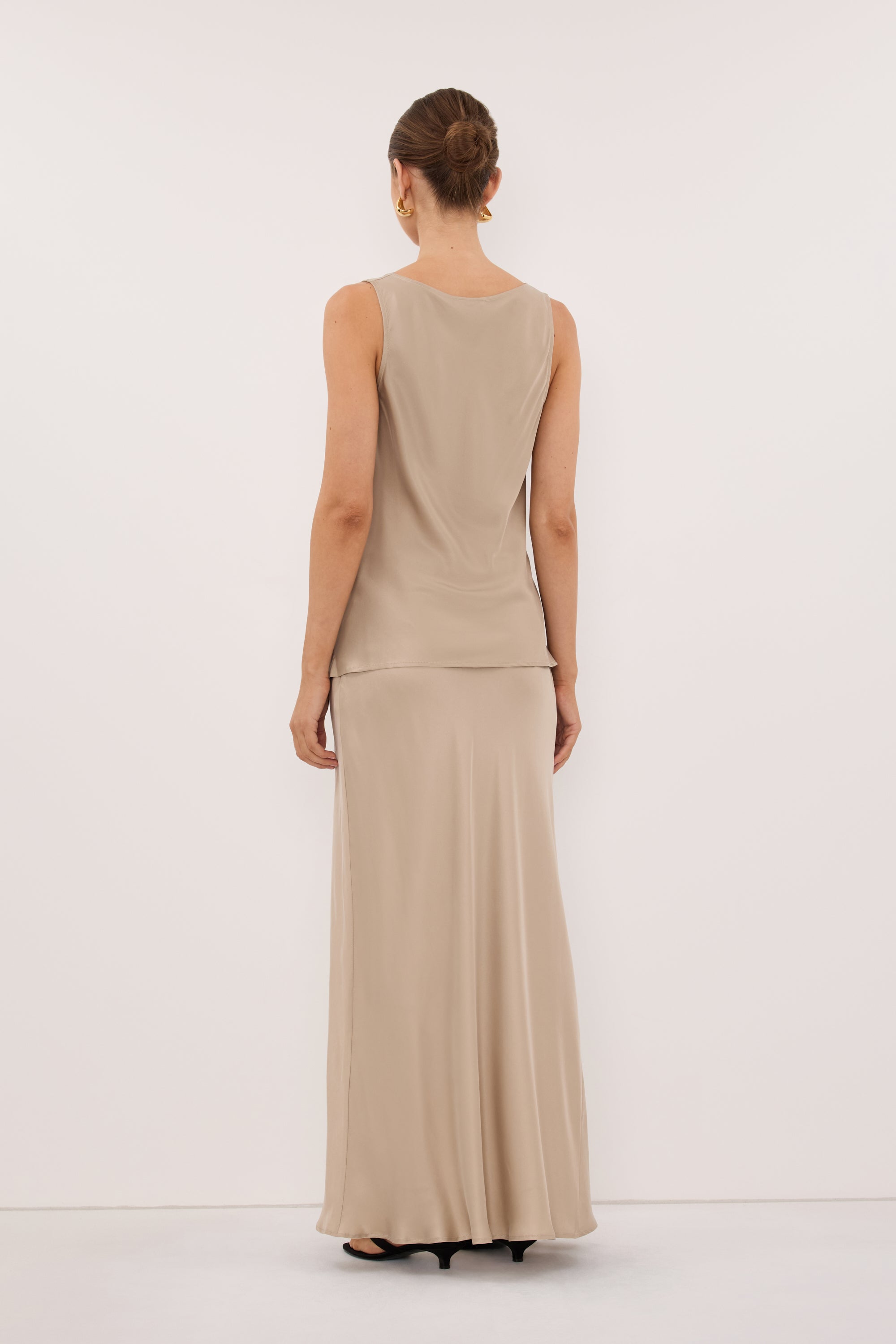 JULIETTE GOLD SILK SKIRT – DISSH