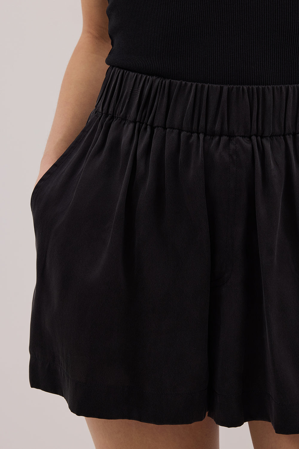 ISLA BLACK SILK SHORT