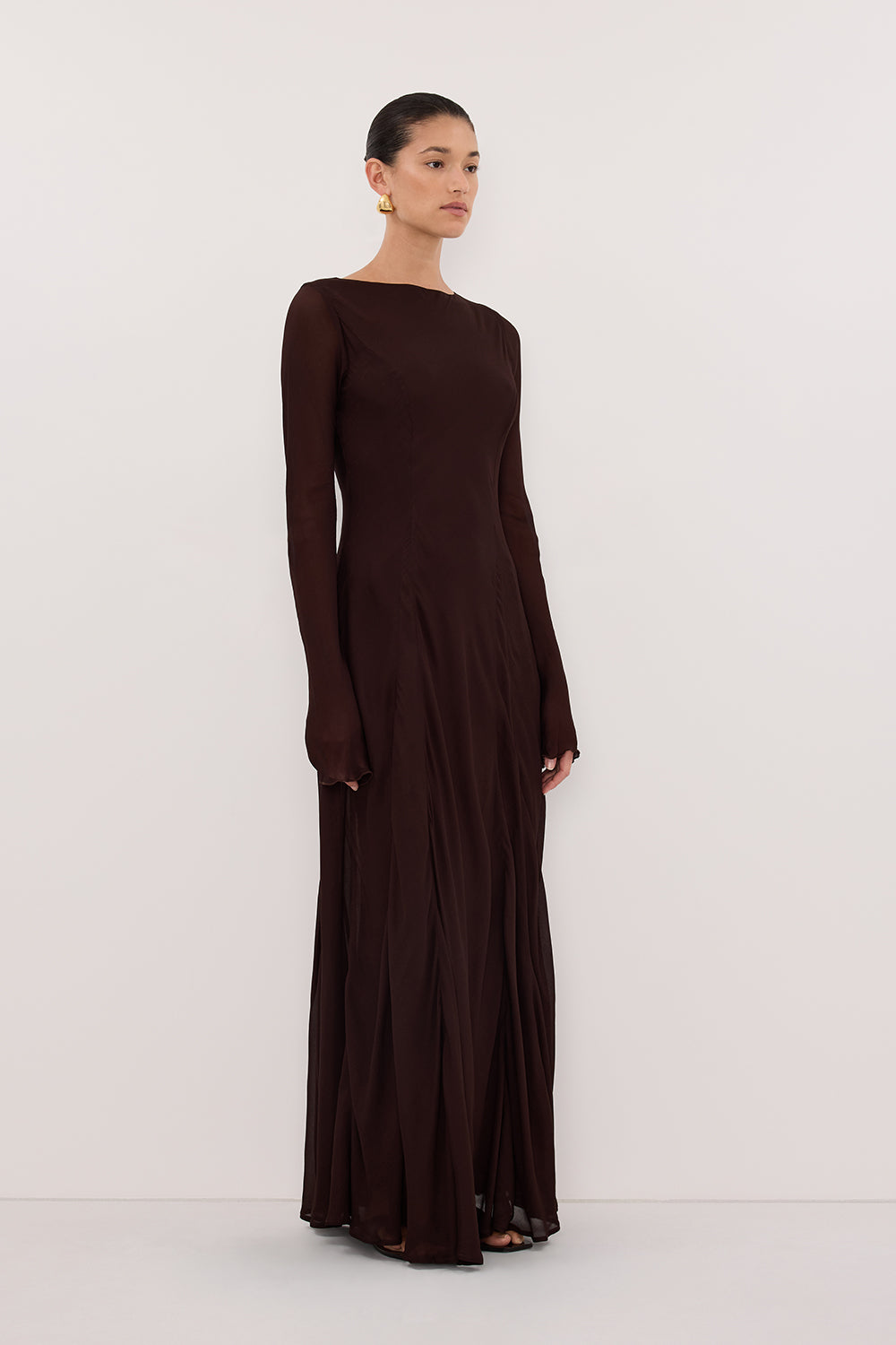 ELODIE DARK CHOC SLEEVED MAXI DRESS – DISSH