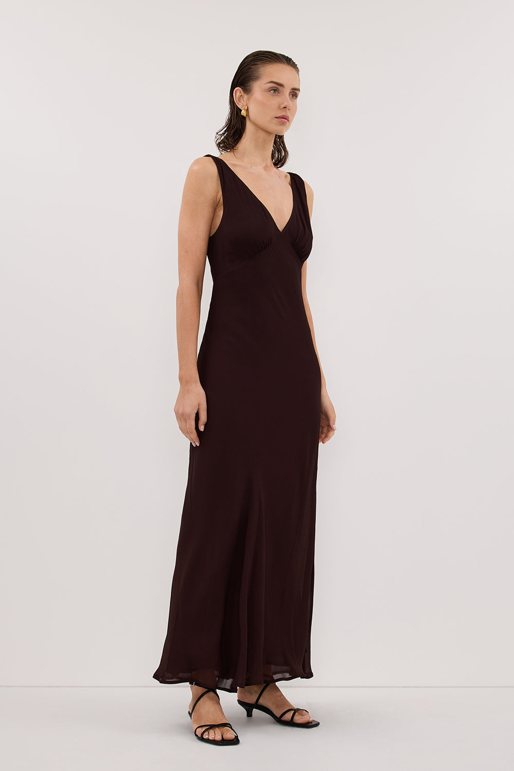 JORJA DARK CHOC SLEEVELESS MAXI DRESS