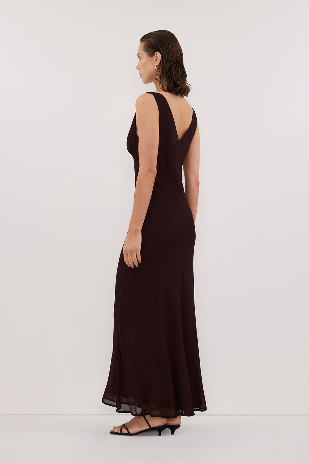 JORJA DARK CHOC SLEEVELESS MAXI DRESS