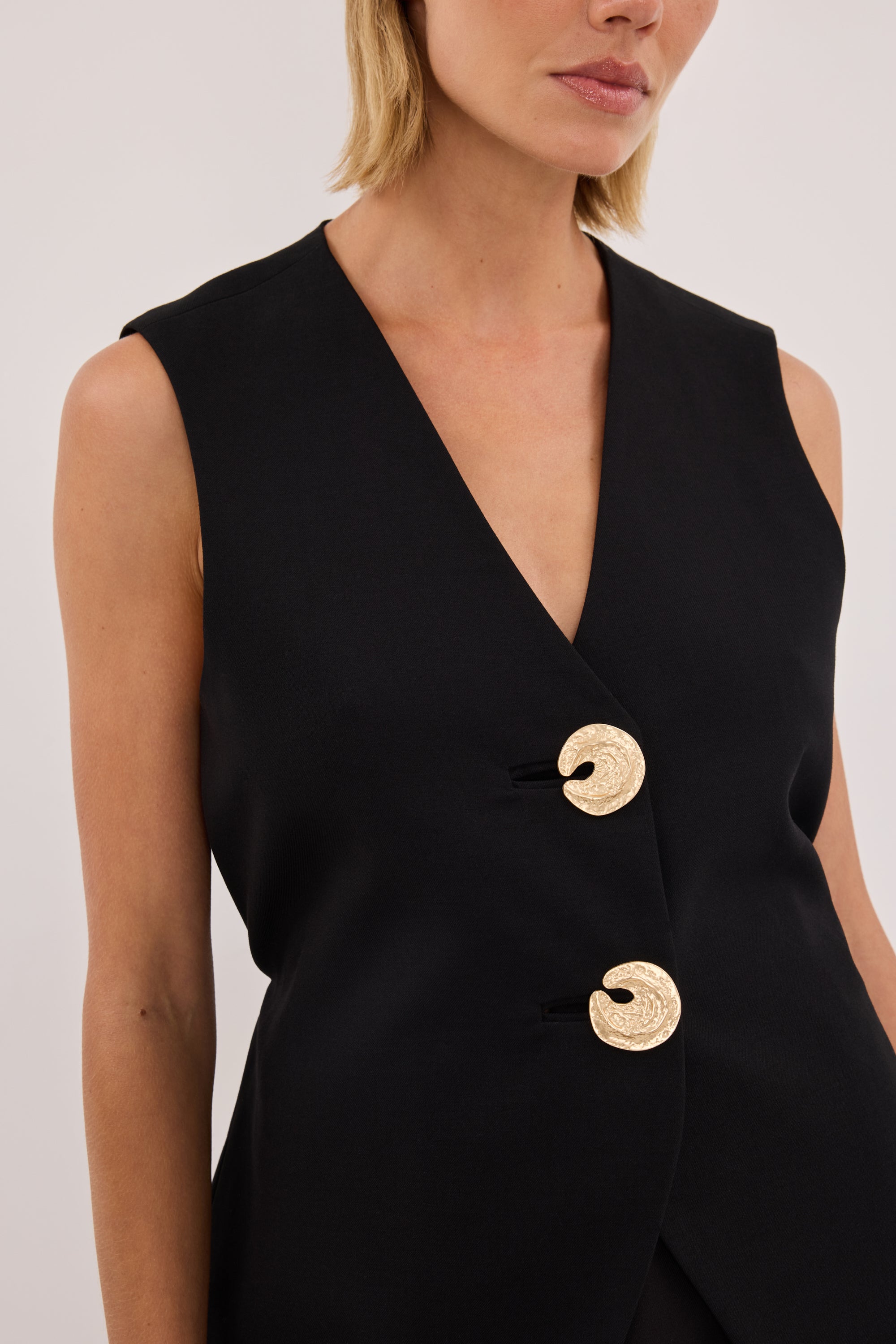 AMERY BLACK SLEEVELESS GOLD BUTTON VEST