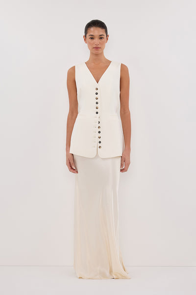 Aude wearing DEMI CREAM LONGLINE VEST