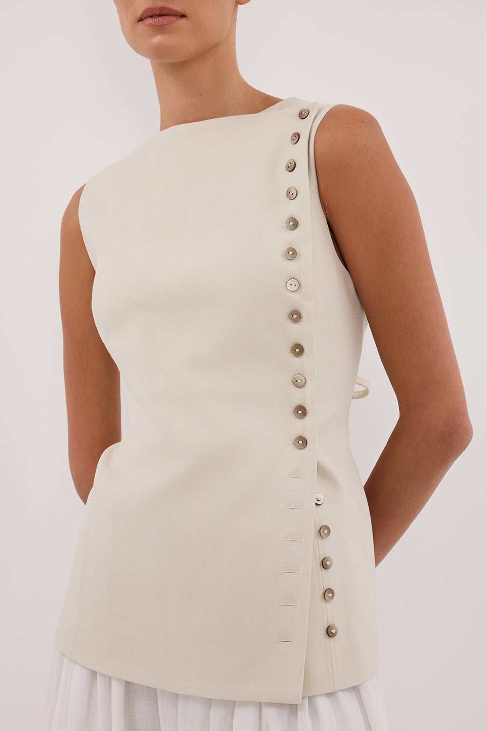 REN PLASTER SIDE BUTTON VEST