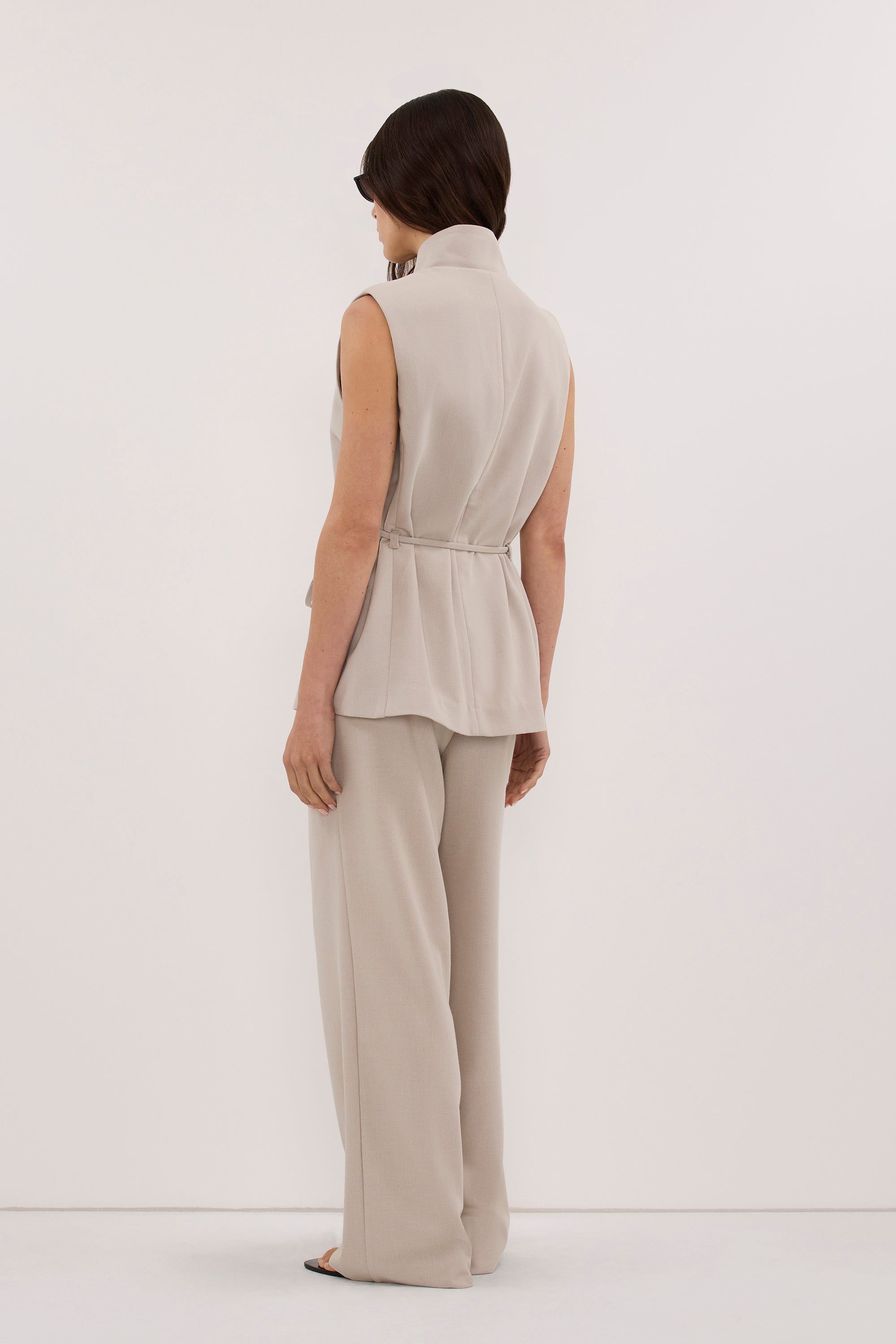 VIDA MUSHROOM STAND COLLAR VEST TOP