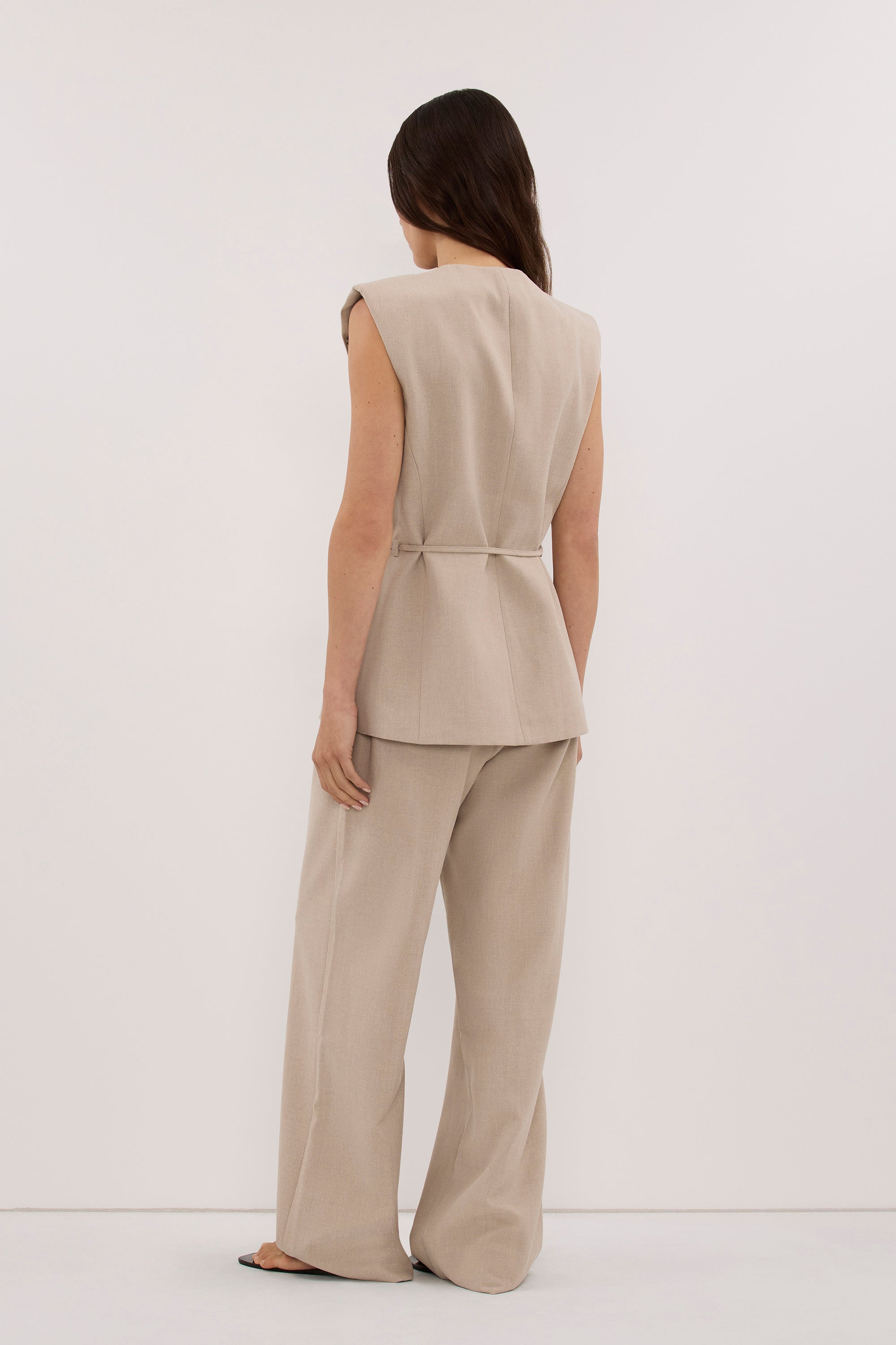 TRINITY OAT TAILORED VEST