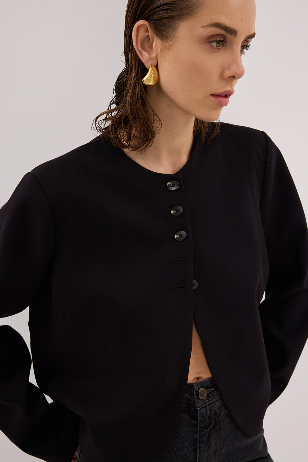 RYAN BLACK OVERSIZED CROPPED BLAZER