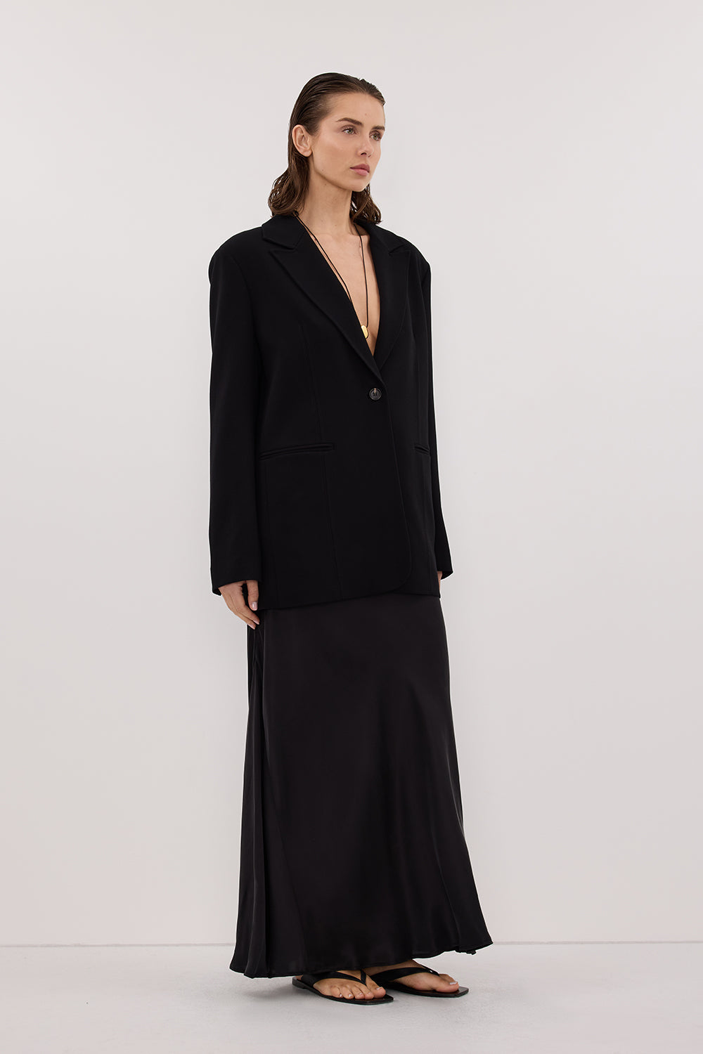 WESTWOOD BLACK OVERSIZED BOYFRIEND BLAZER