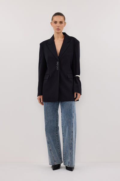 Stas wearing ANDIE INK OVERSIZED BLAZER