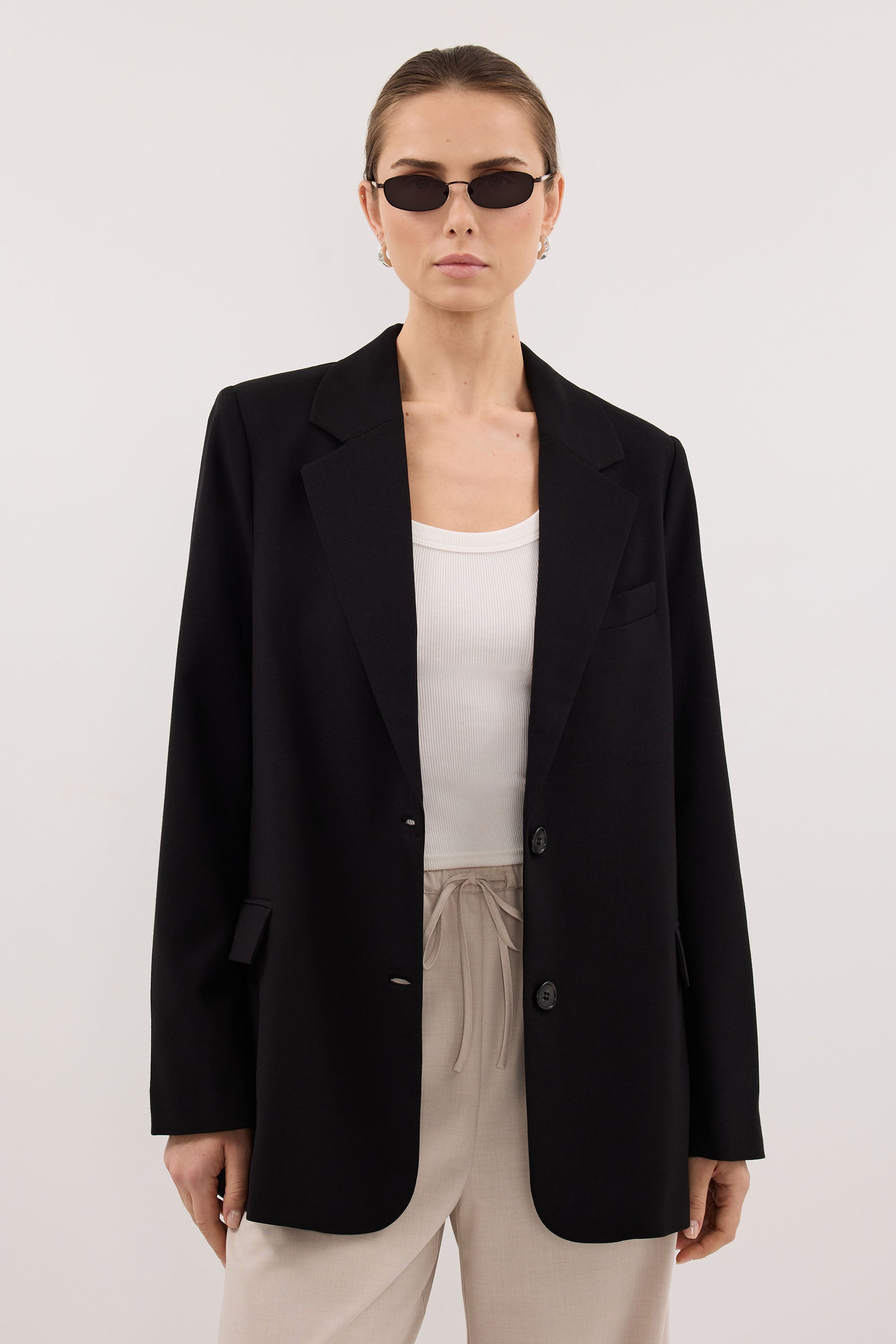LIZA BLACK OVERSIZED BLAZER