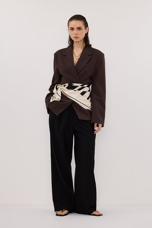 SURI ESPRESSO CINCHED BLAZER