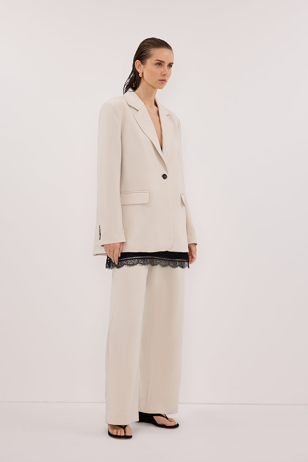 CHELSEA BONE OVERSIZED BLAZER