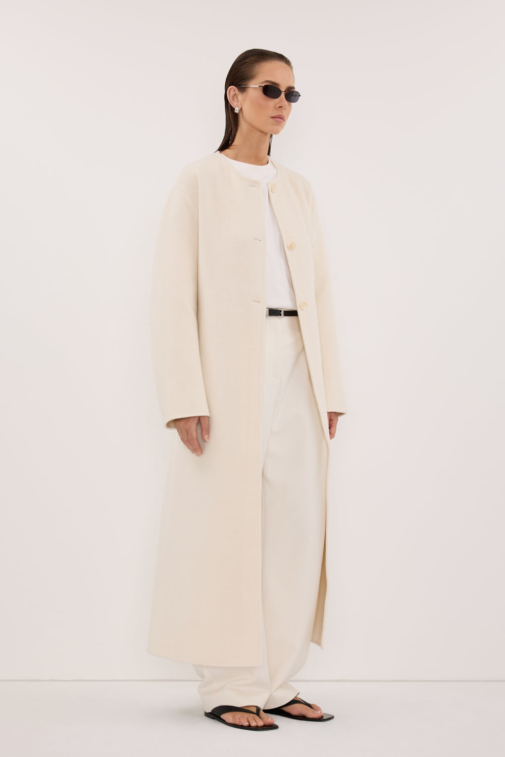 GRETA OFF WHITE COLLARLESS COAT