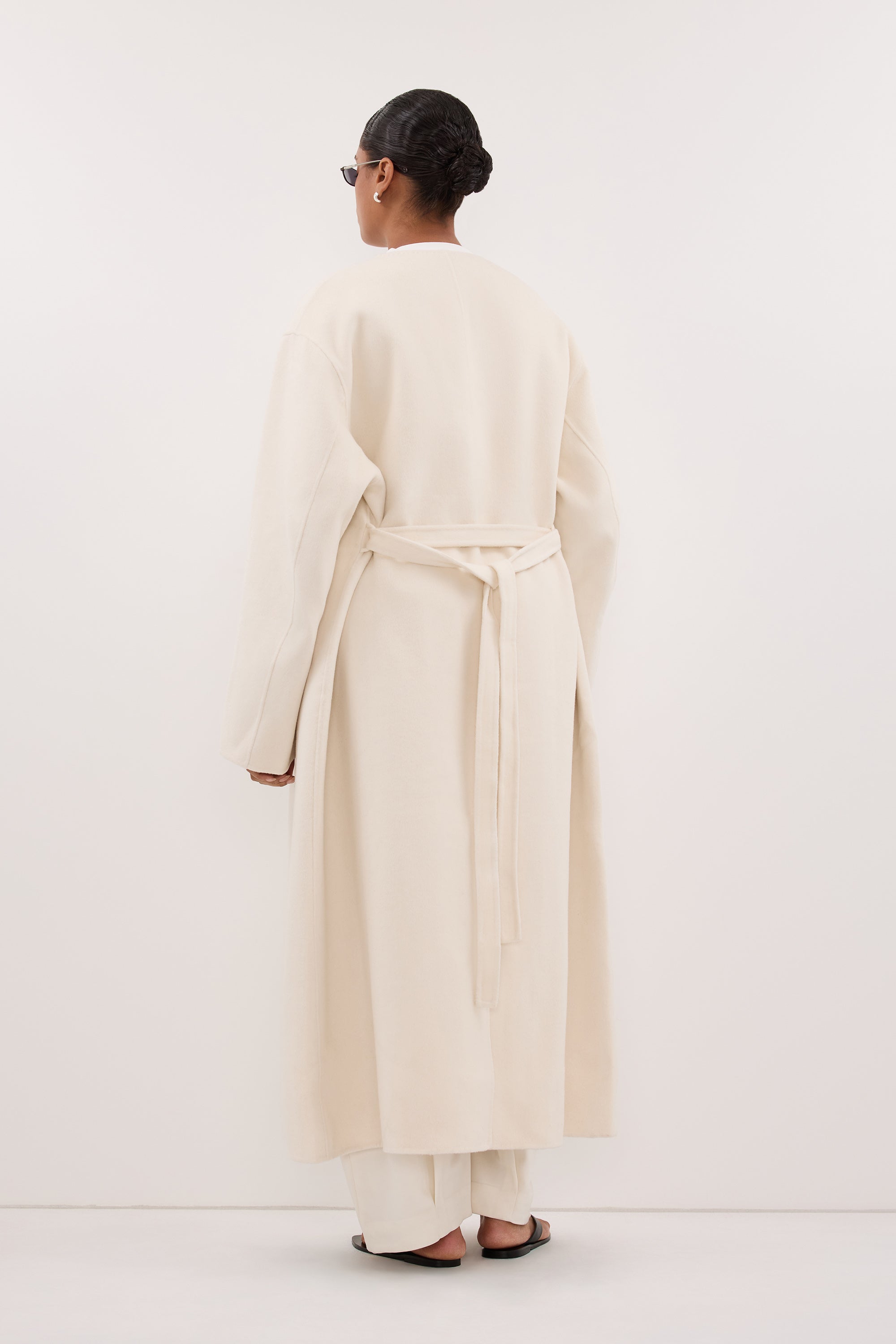 GRETA OFF WHITE COLLARLESS WOOL BLEND COAT – DISSH