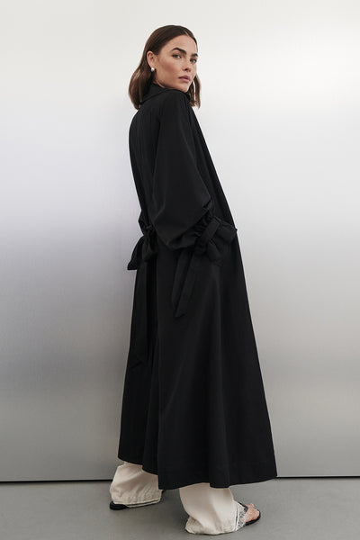 NINA BLACK LIGHTWEIGHT TRENCH – DISSH