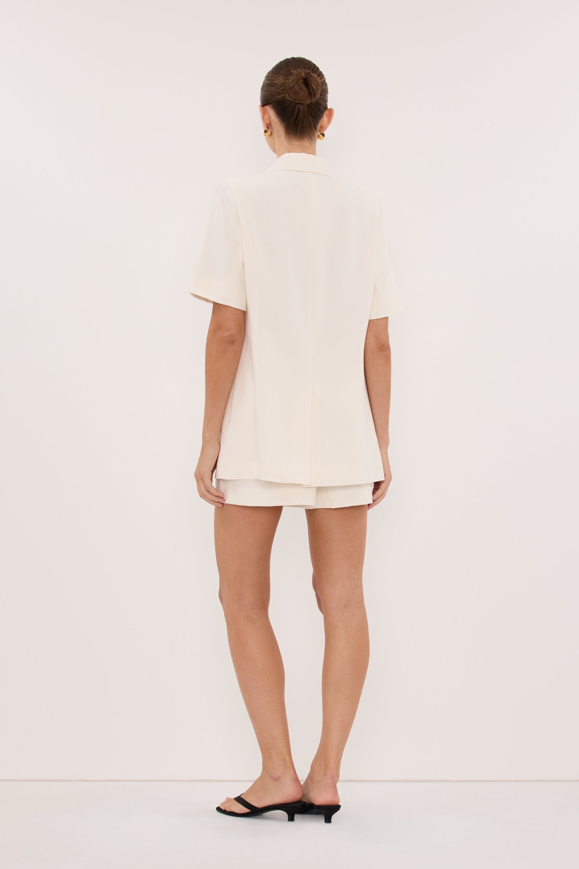 JORDY CREAM SHORT SLEEVE BLAZER