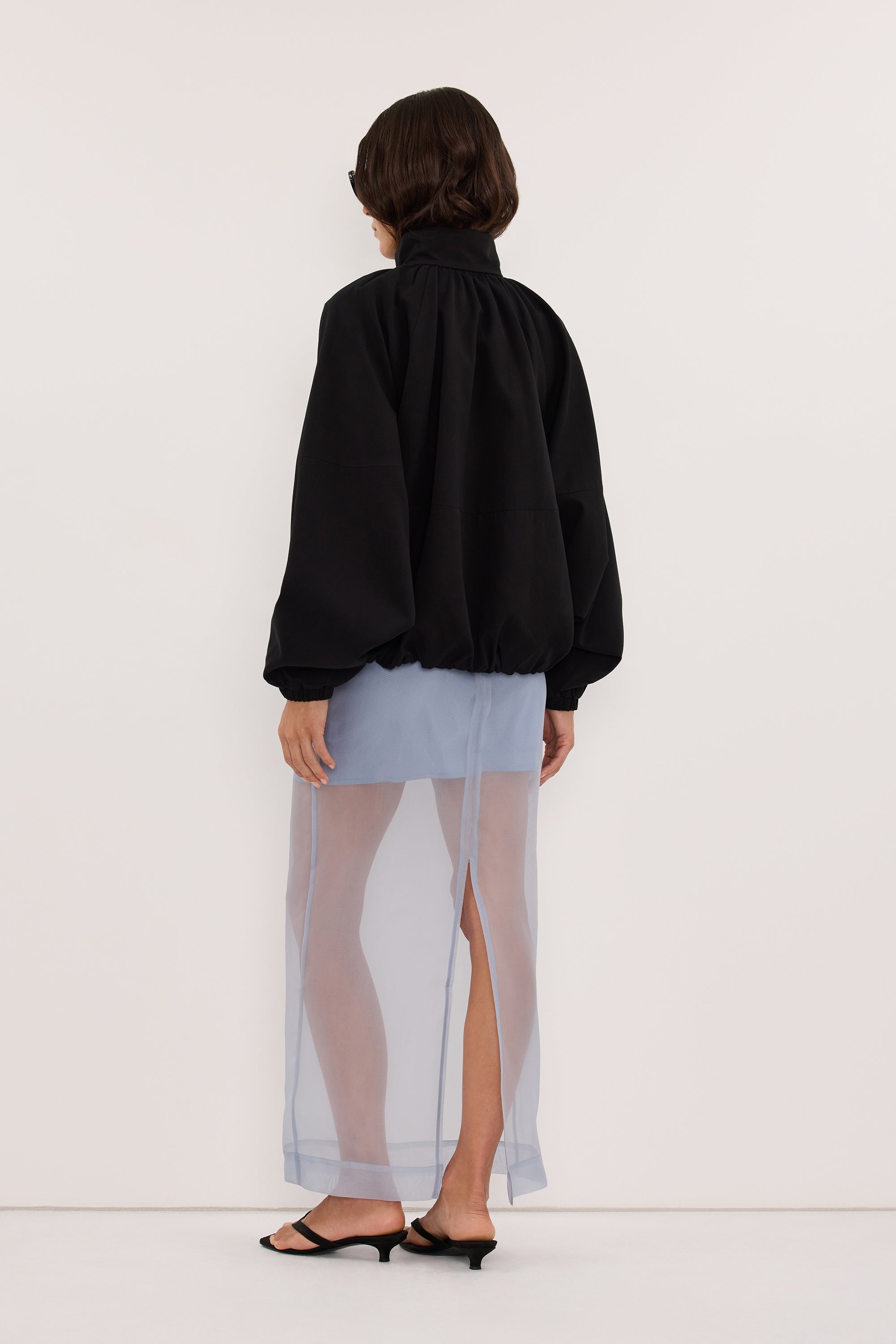 OAKLEE BLACK BATWING LIGHTWEIGHT JACKET