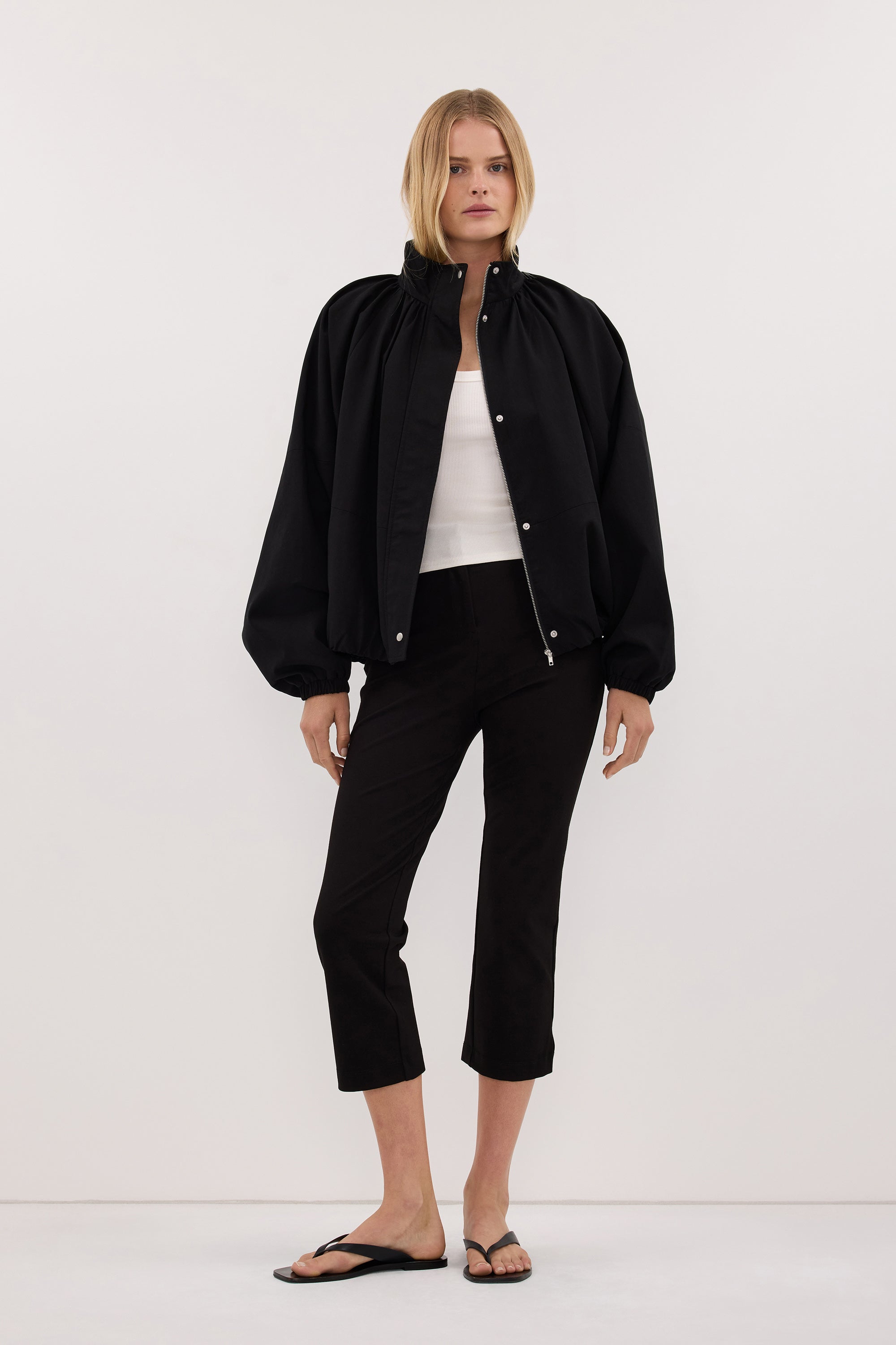 OAKLEE BLACK BATWING LIGHT JACKET – DISSH