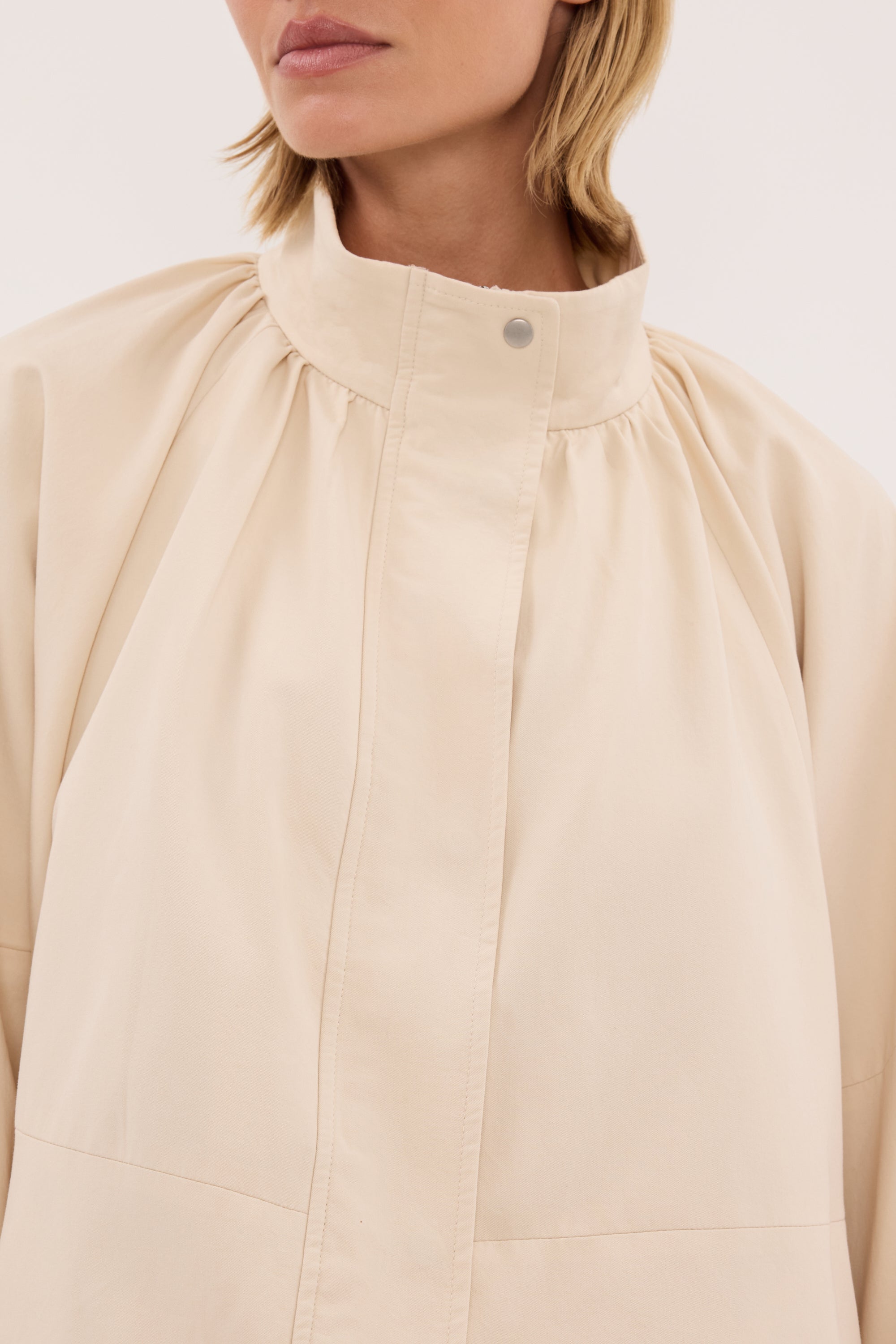 OAKLEE OYSTER BATWING LIGHTWEIGHT JACKET