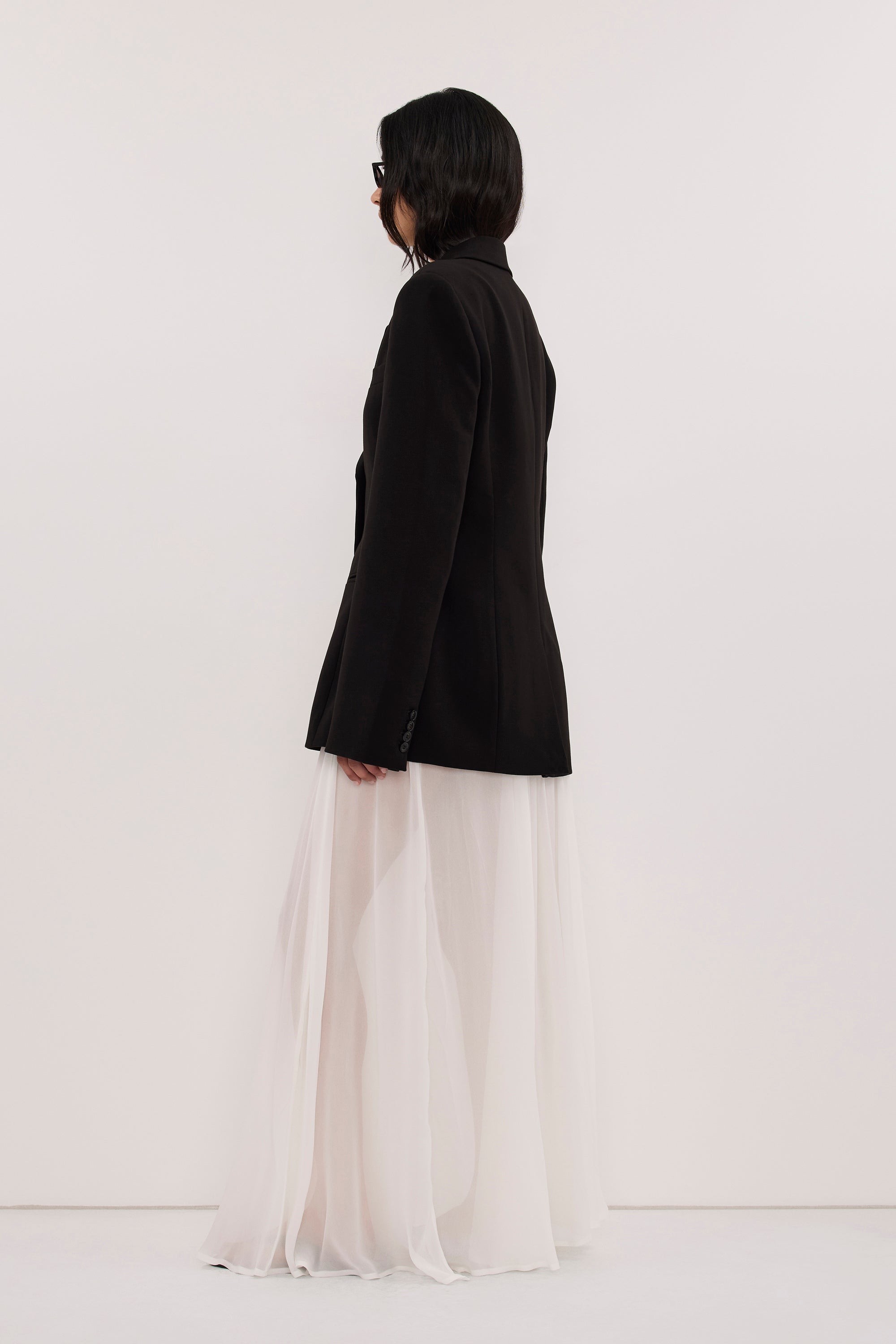 CHIARA BLACK CINCHED BLAZER