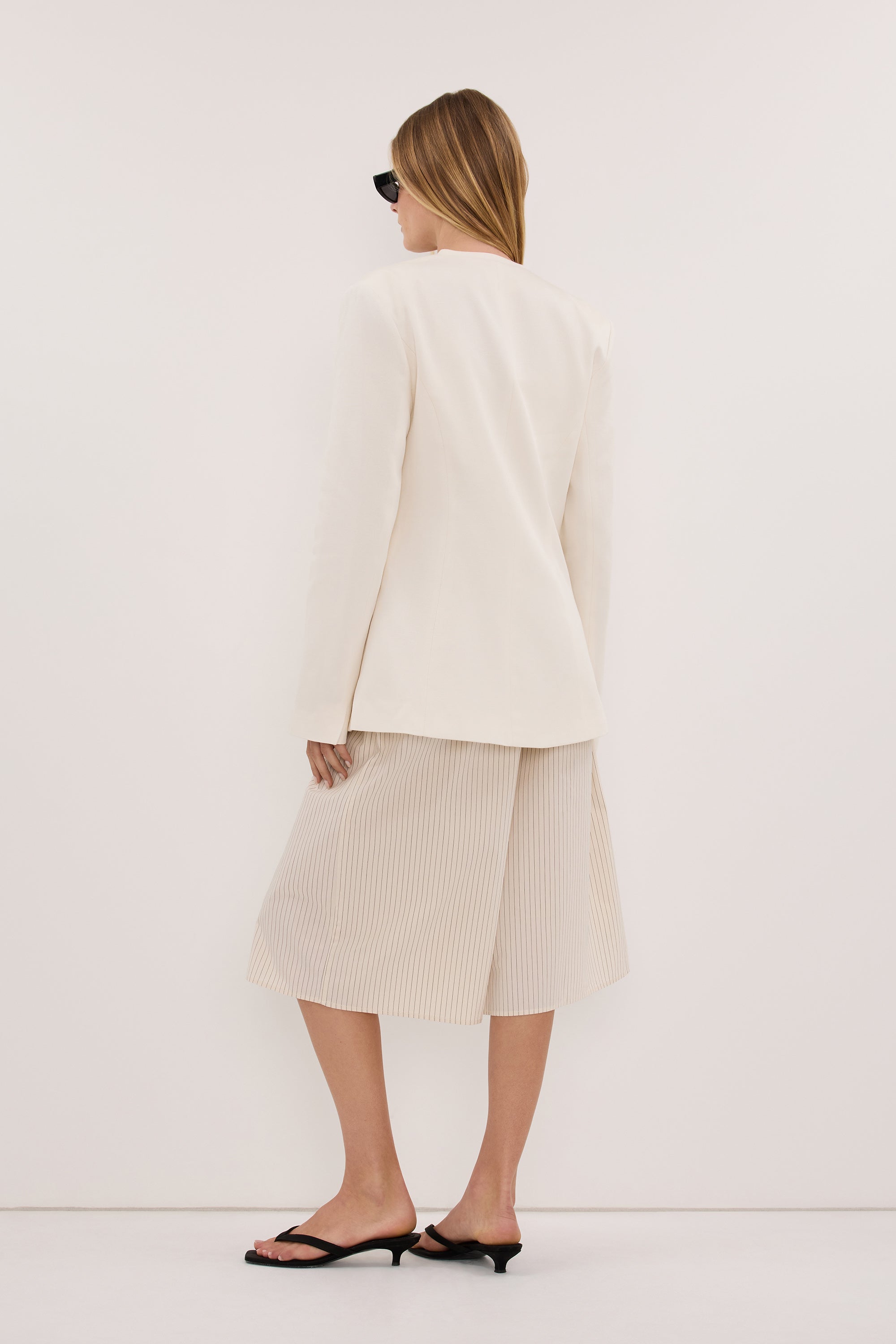 GIULIA IVORY COLLARLESS BLAZER