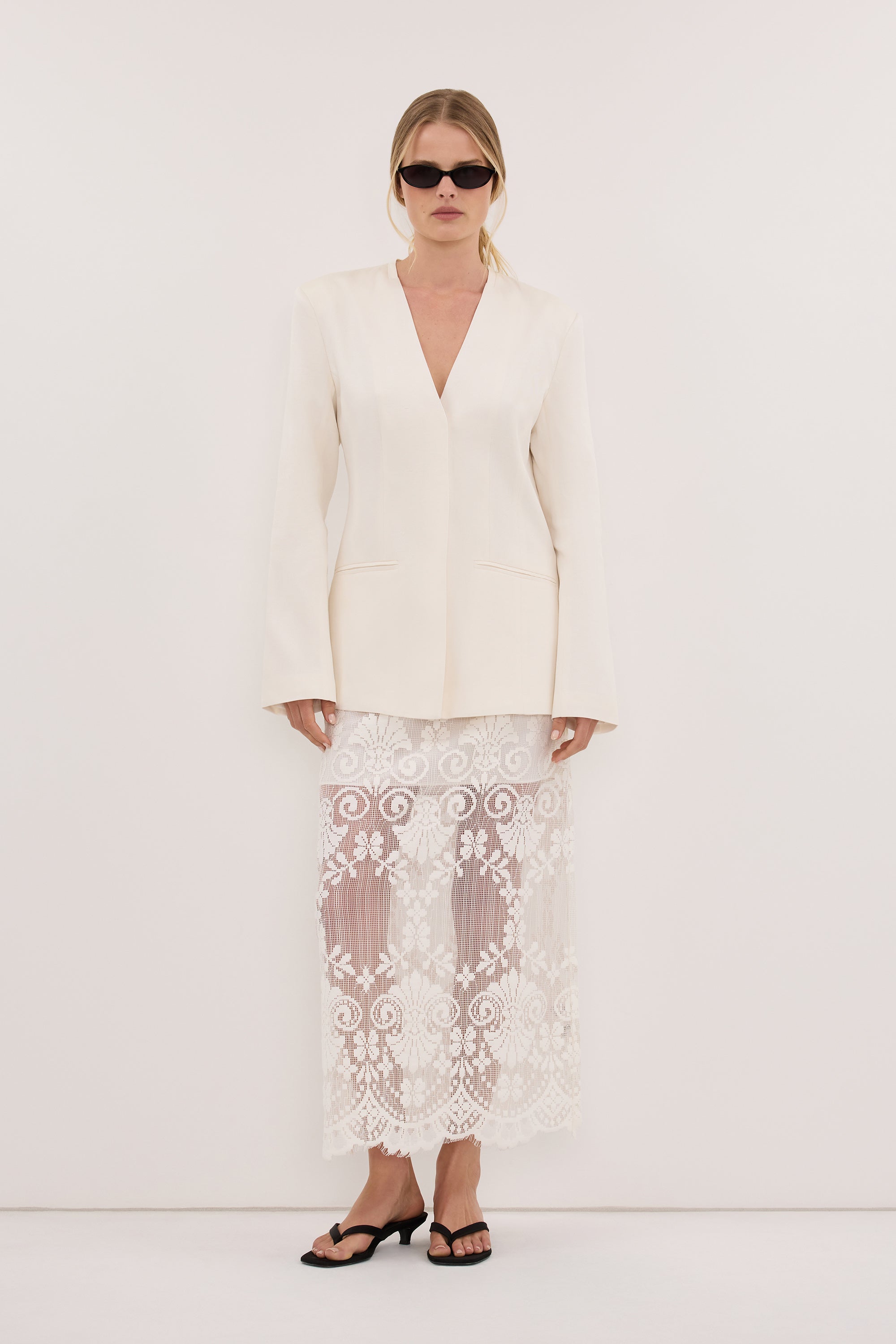 GIULIA IVORY COLLARLESS BLAZER