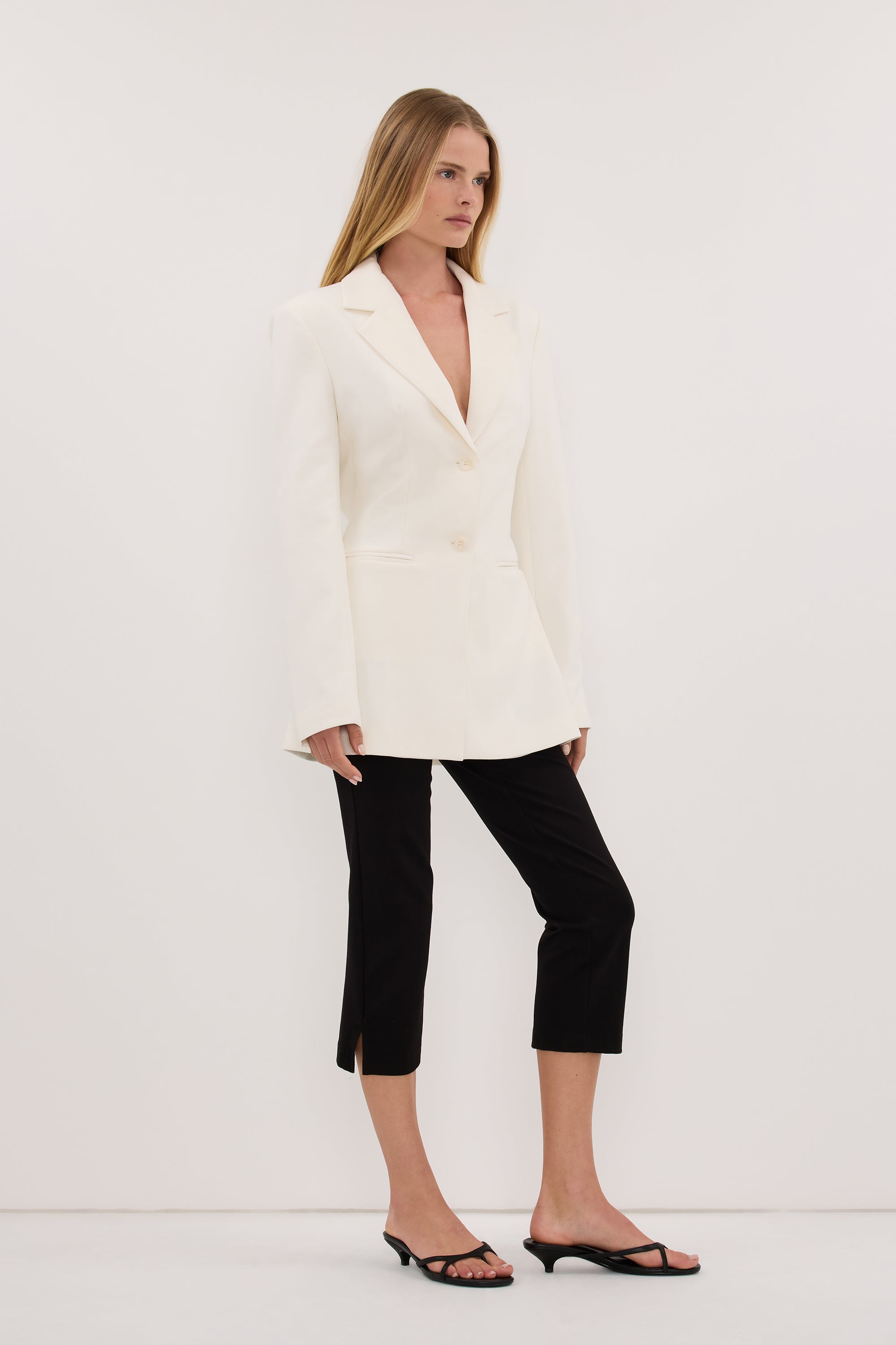 MILLIE CREAM CINCHED BLAZER