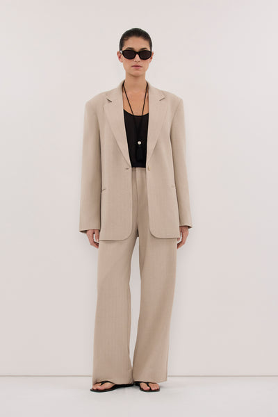 Aude wearing TRINITY OAT OVERSIZED BLAZER