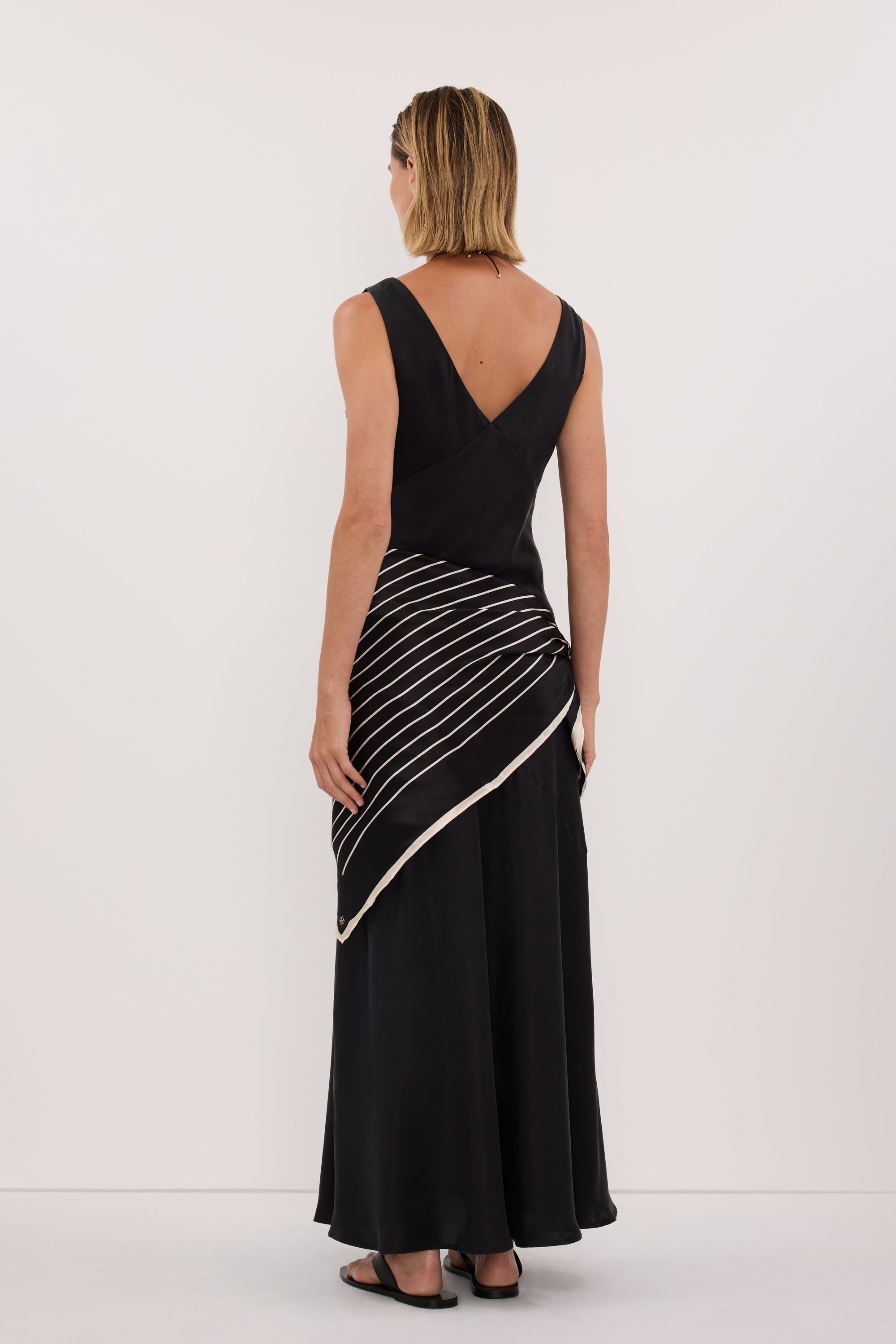 ADRIENNE BLACK SILK PRINT SCARF