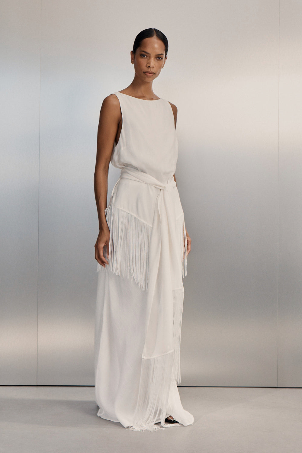 FIORA WHITE CUPRO FRINGE SCARF