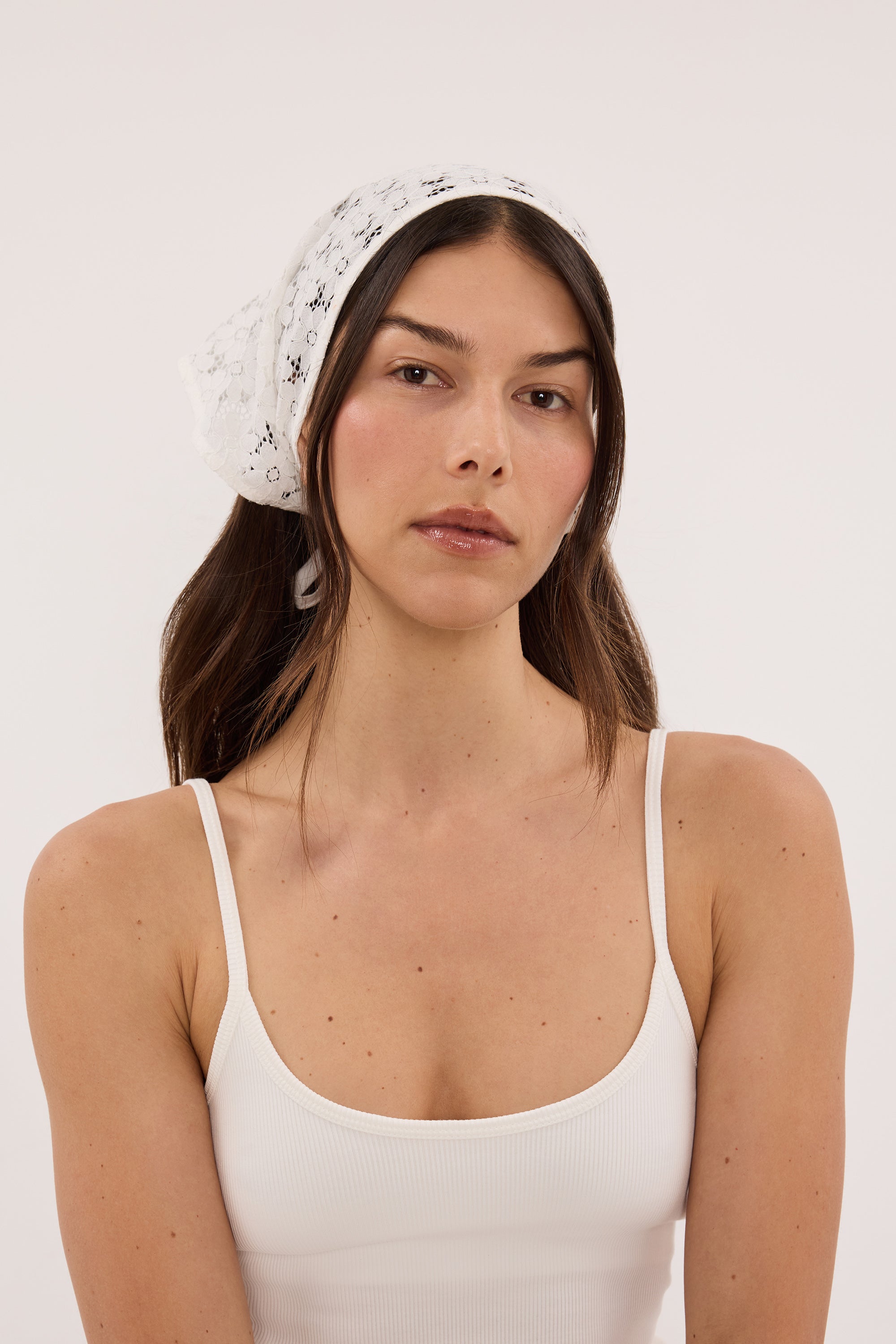 RENATA WHITE LACE HEAD SCARF