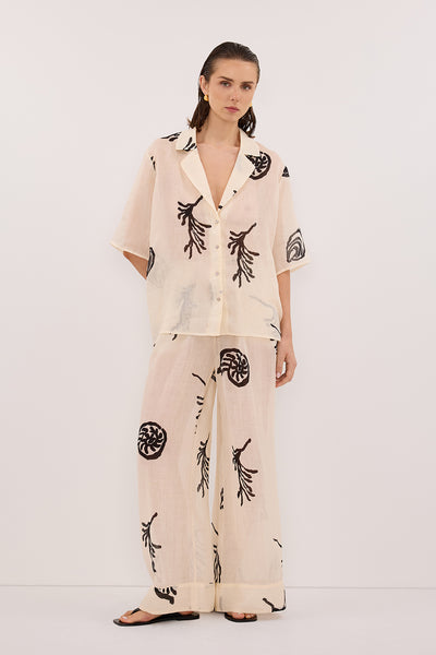 Stas wearing POSITANO SANDSTONE RAMIE SHIRT