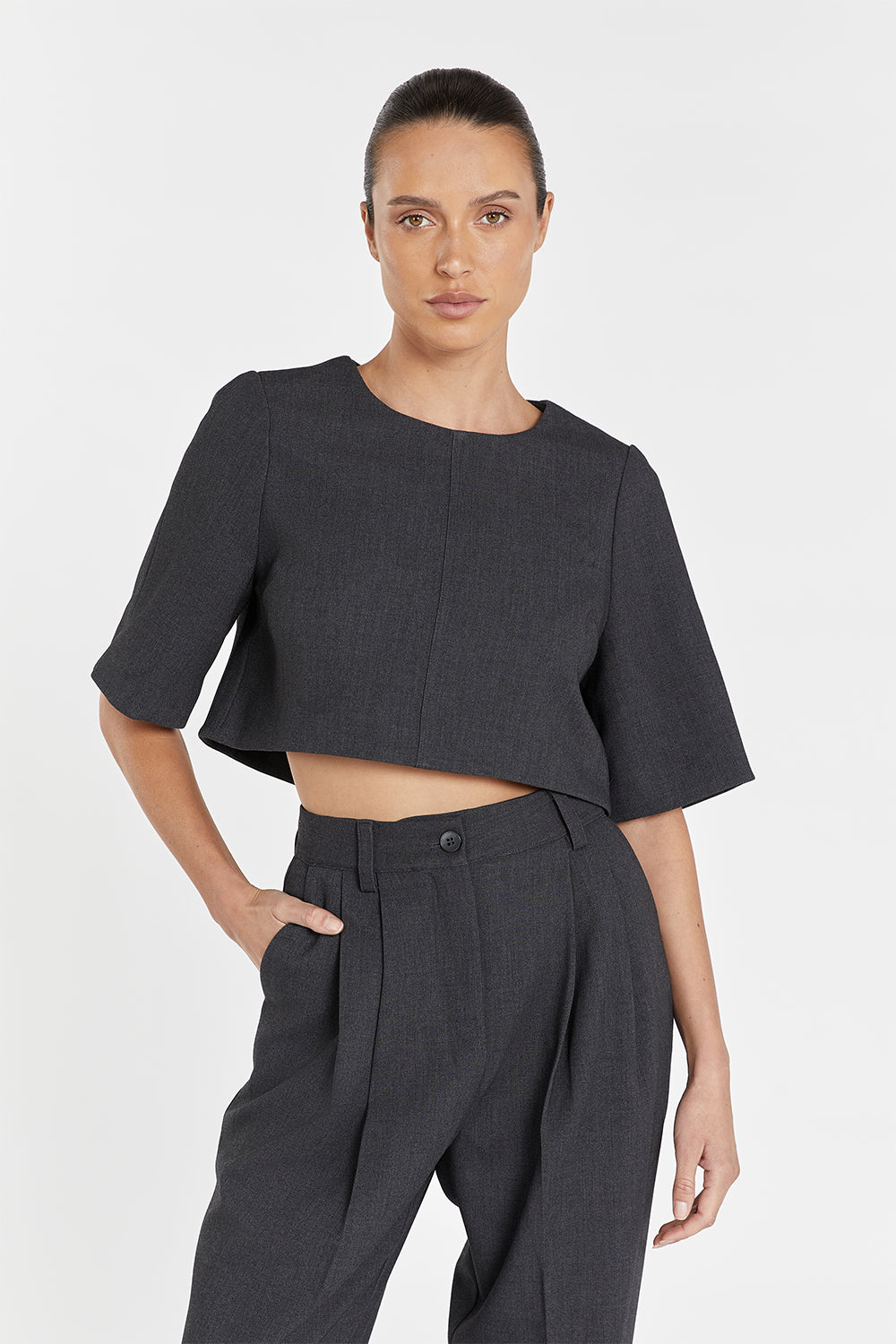 CAREY CHARCOAL CROPPED TEE