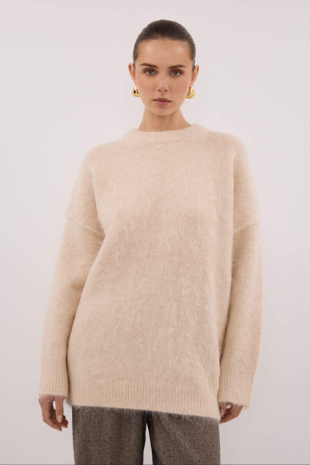 SALMA CREAM LONGLINE JUMPER
