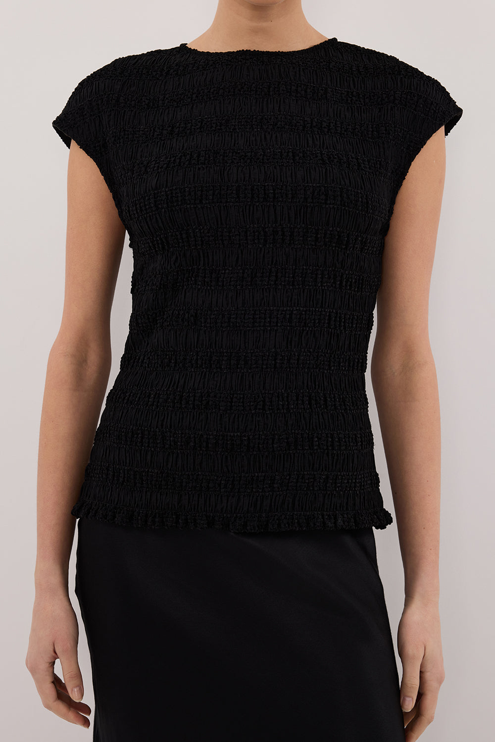 SIERRA BLACK TEXTURED TOP