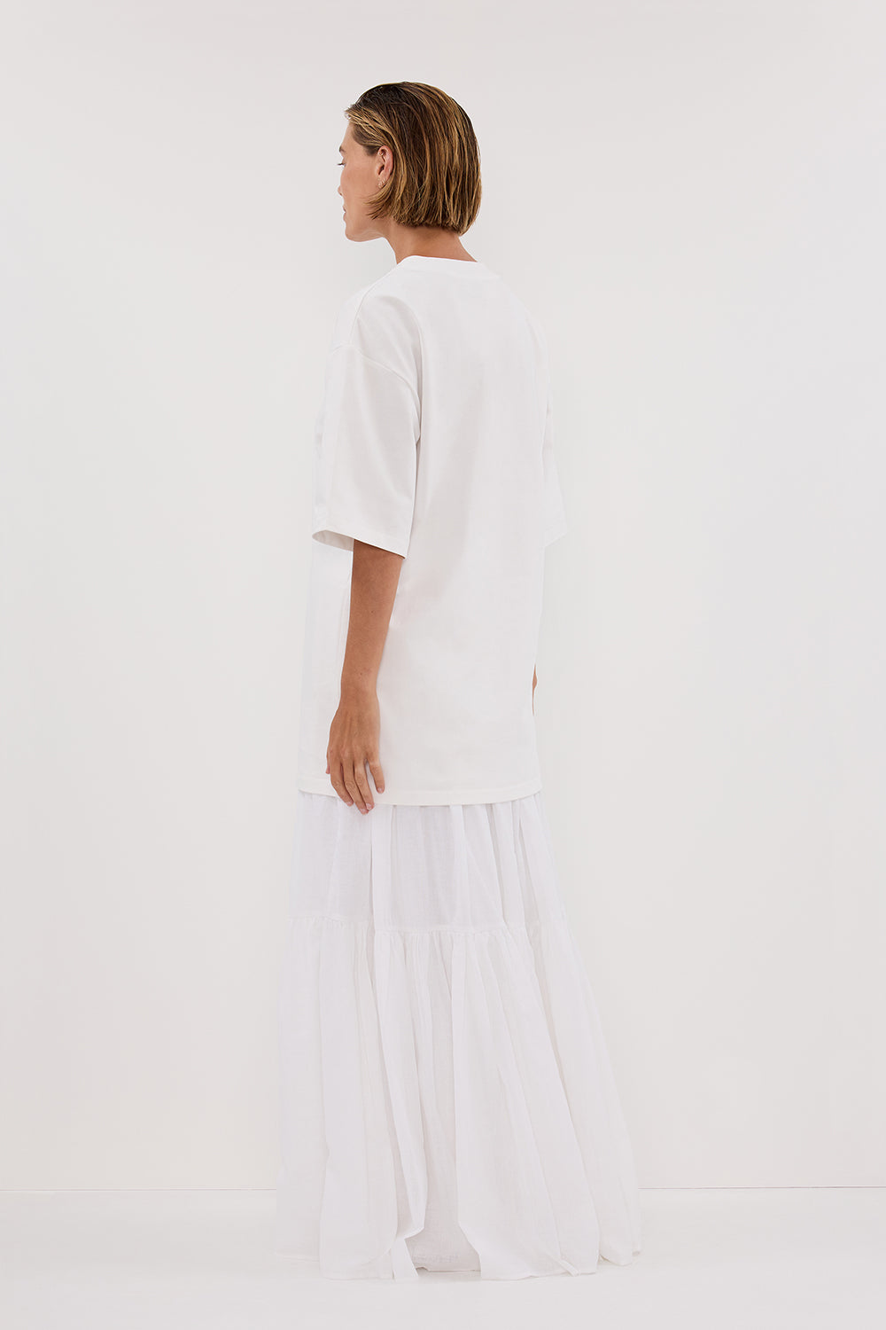 NOAH WHITE LONGLINE TEE