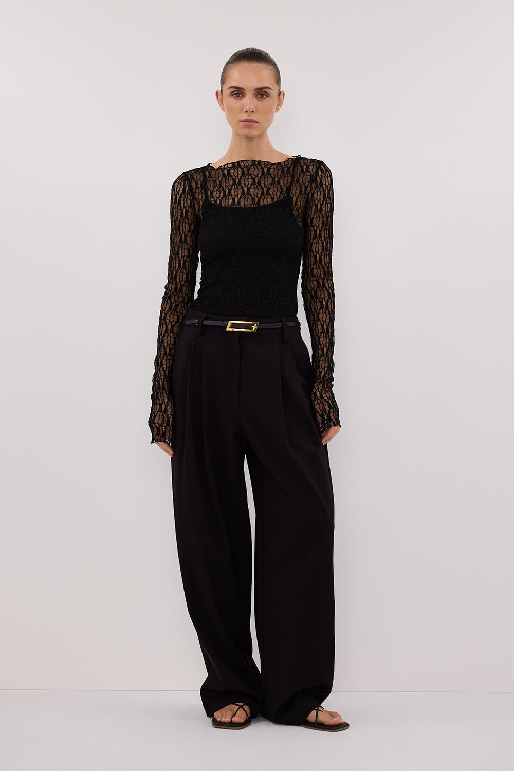 LIZZIE BLACK LACE LONG SLEEVE TOP – DISSH