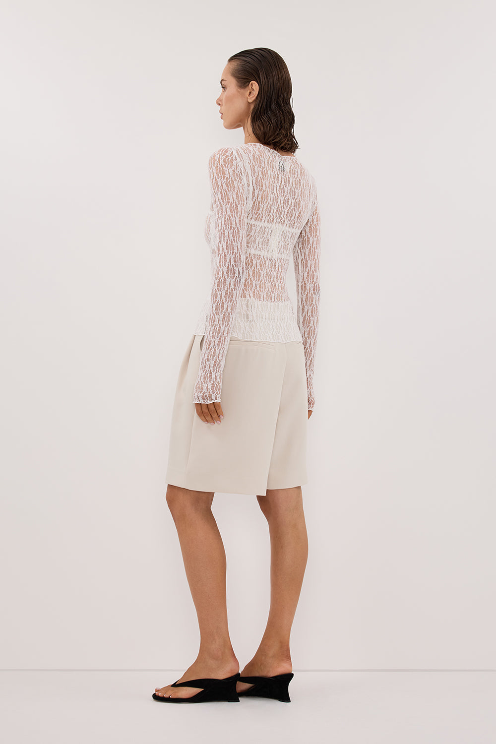 LIZZIE WHITE LACE LONG SLEEVE TOP | Dissh