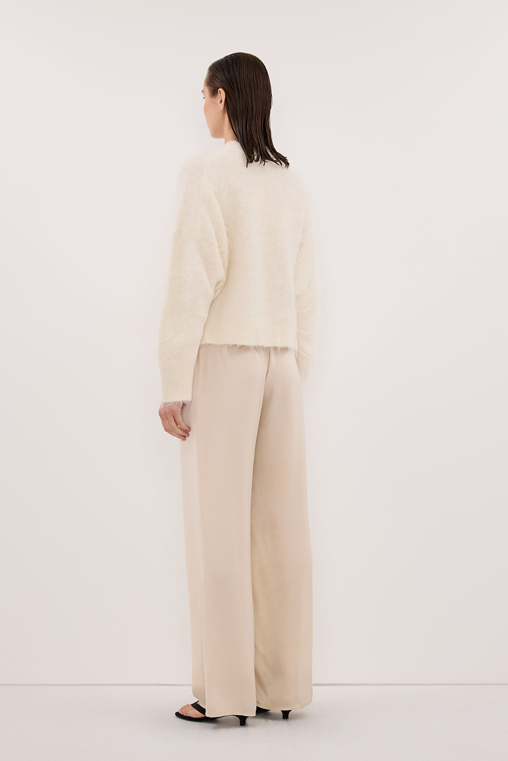 SALMA IVORY TUCK SLEEVE JUMPER